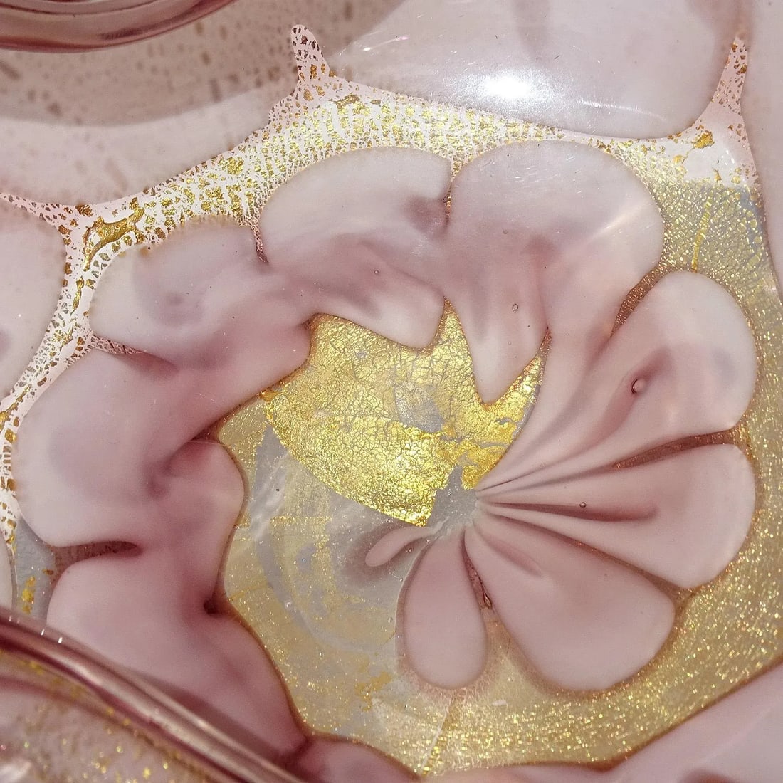 Murano Barovier Toso Vintage Lavender Purple Gold Flecks Swirling Cloud Design Italian Art Glass Bow - 7