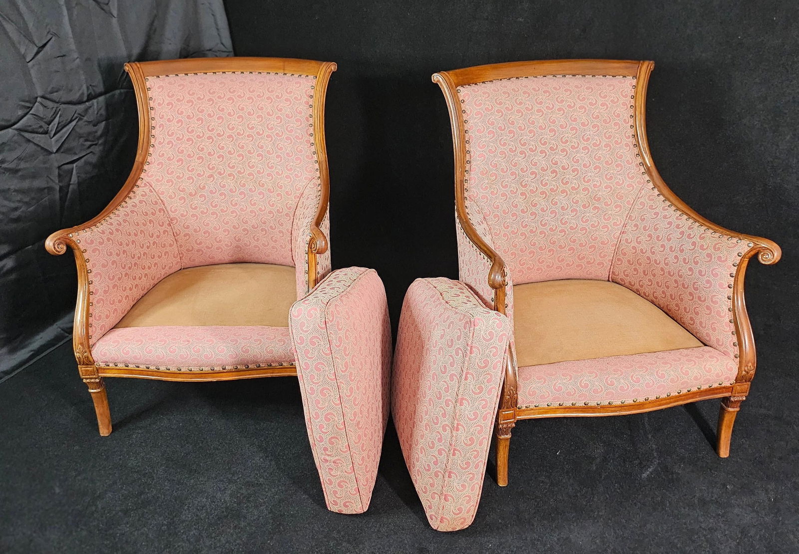 Pair of Traditional Club Chairs, Circa 1970s - 3