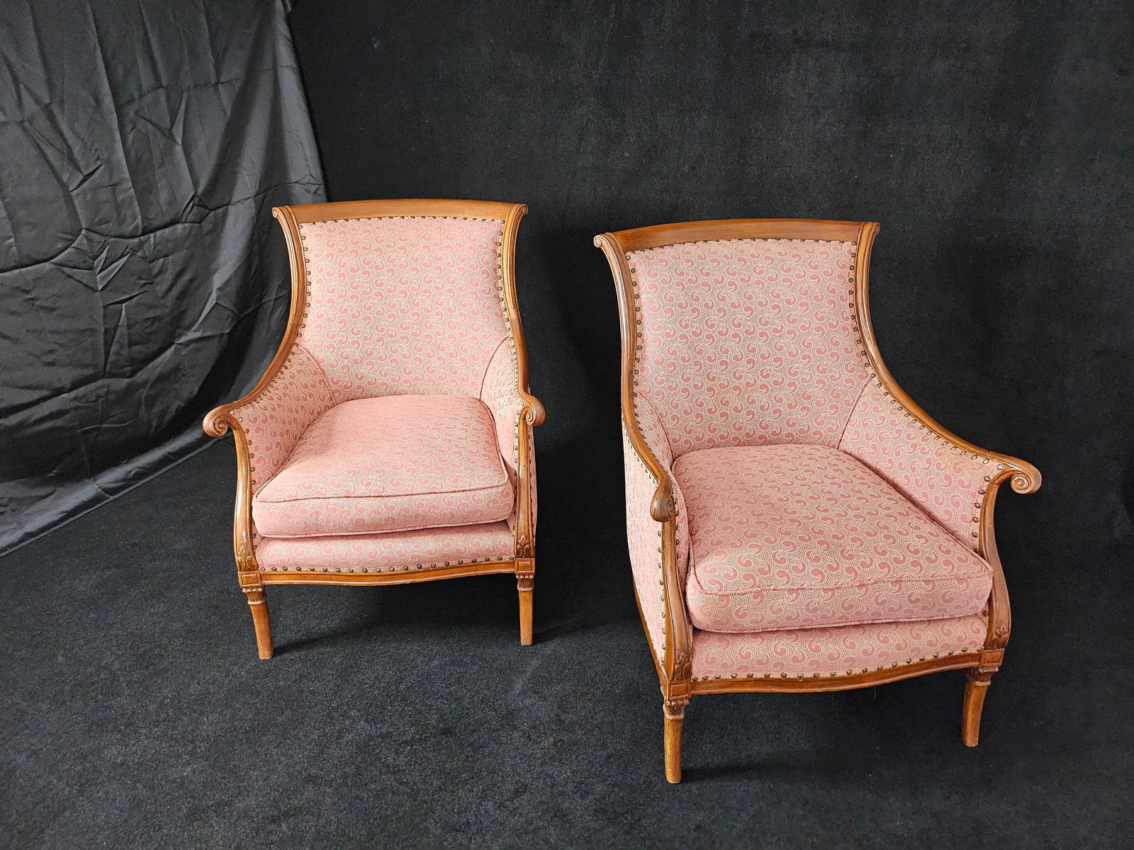 Pair of Traditional Club Chairs, Circa 1970s - 9