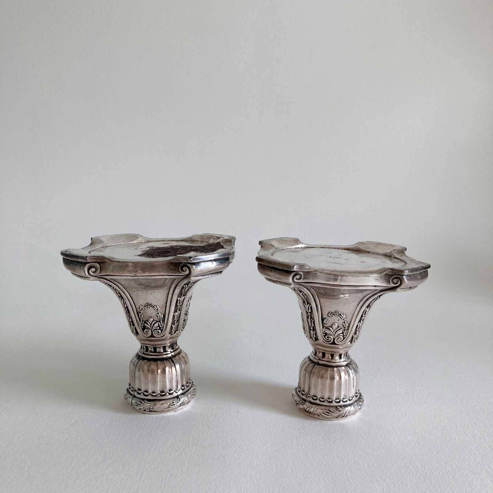Circa 1900, Benedict Silver Plate Candlesticks, Set of 2, Edwardian Period, Floral Swag Scrollwork D - 3