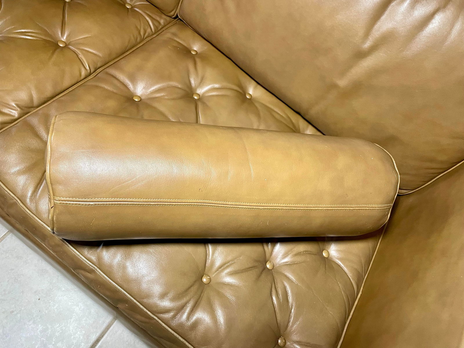 Model No. 263 Mid-Century Modern Three-Seater Sofa by Mies Van Der Rohe for Knoll International, 196 - 7