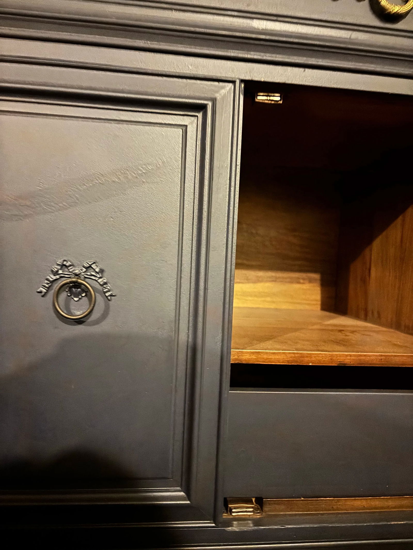 1940s Henredon 6 Drawer Dresser - Lacquered - 6