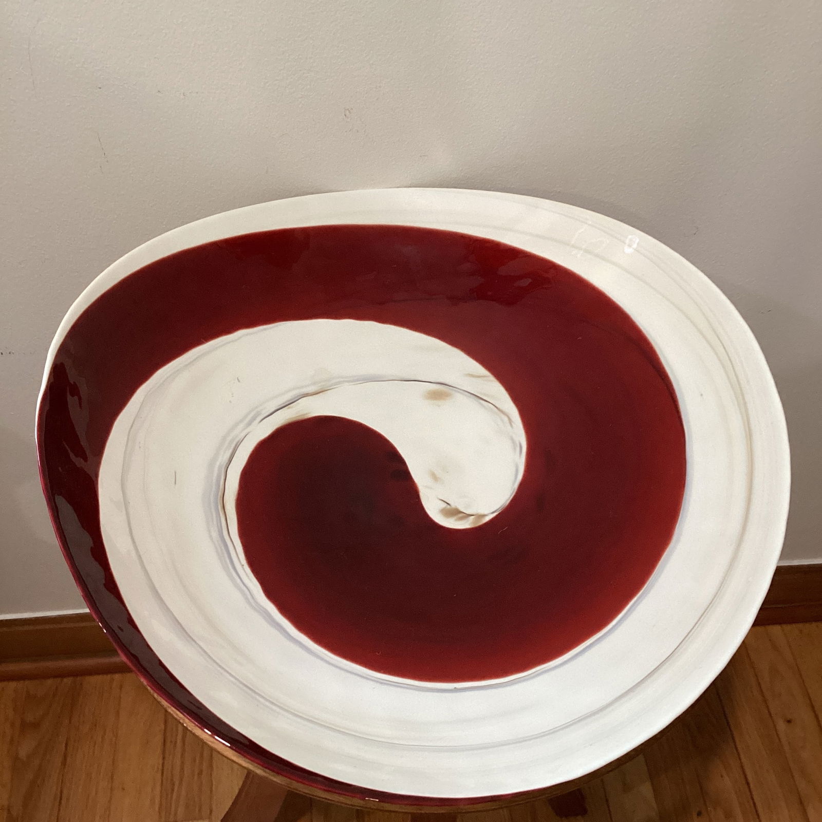 Extra Large Mid 20th Century Italian Pearl White Murano Style Glass Centerpiece Oval Bowl With Swirl - 3