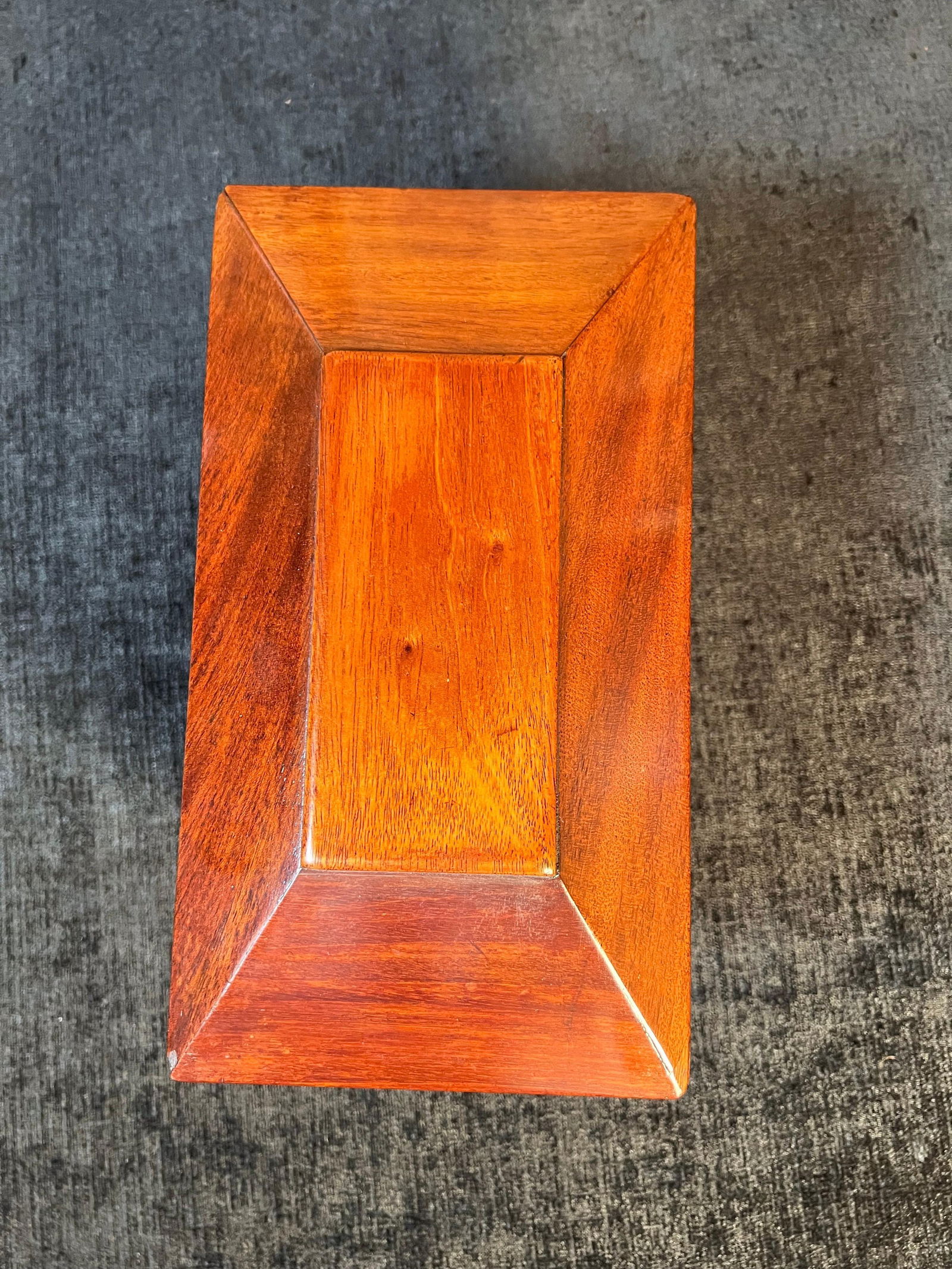 Regency Mahogany Sarcophagus form Tea Caddy - 9