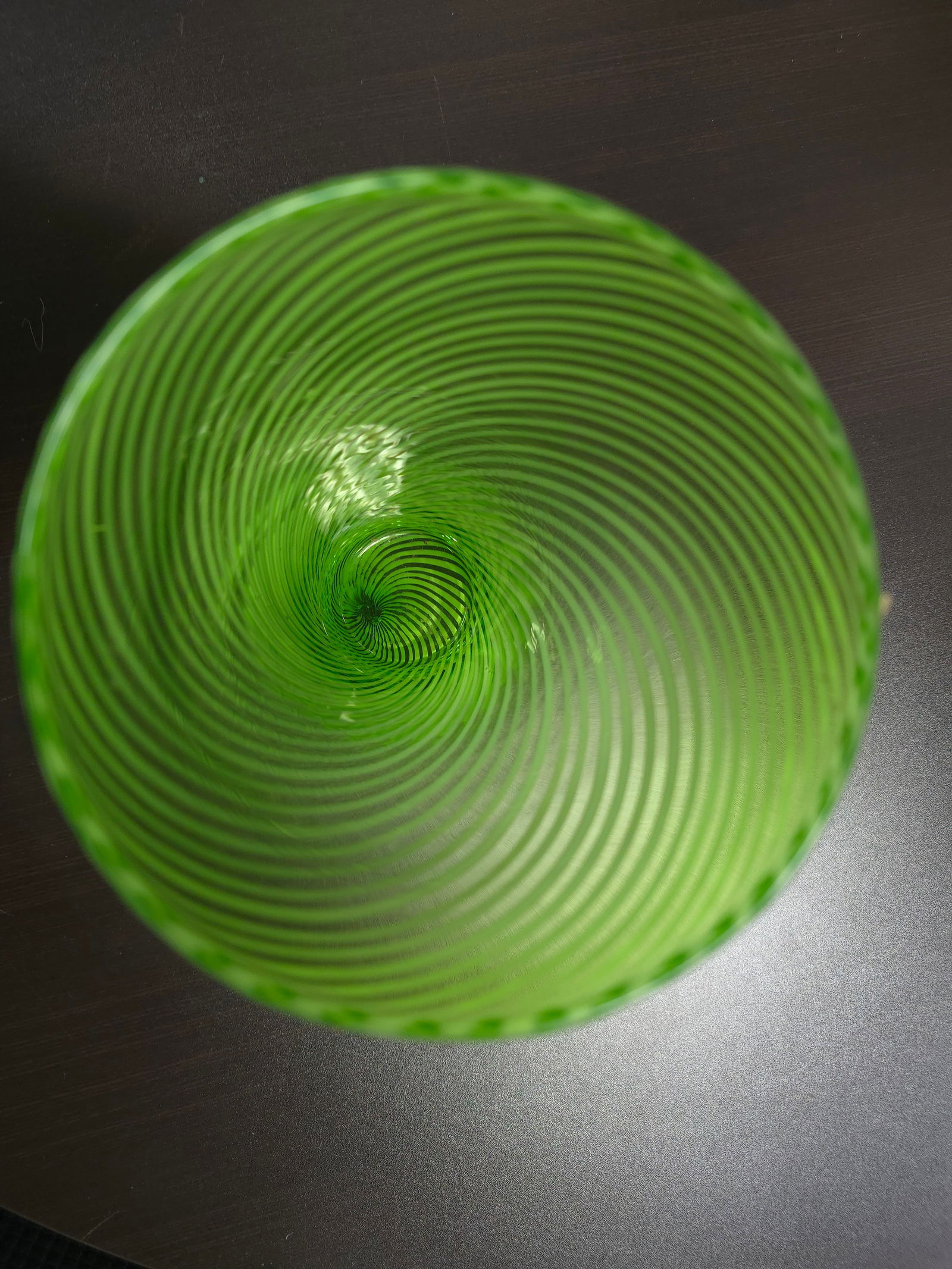 Late 20th Century Swirl Pattern Art Glass Vase - 5