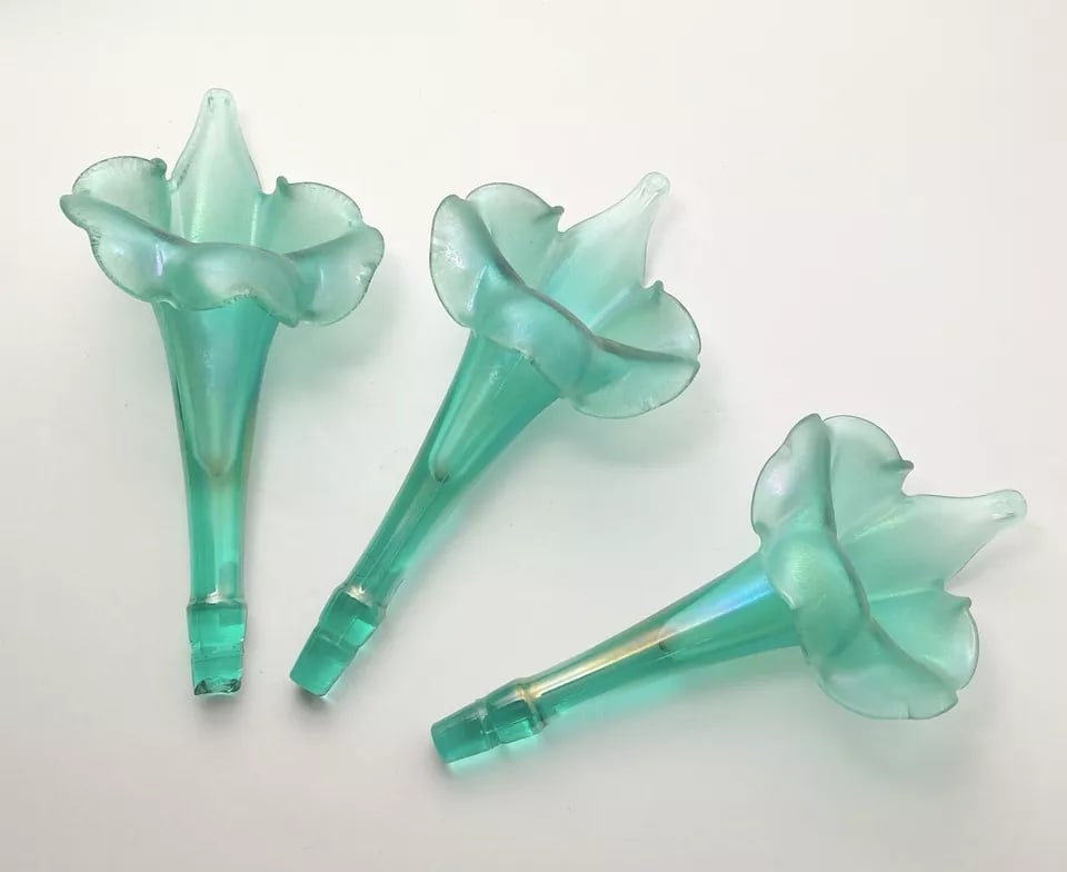 1994 Fenton Stiegal Iridescent Stretch Green 4-Horn 5-Piece Epergne Vase - 10