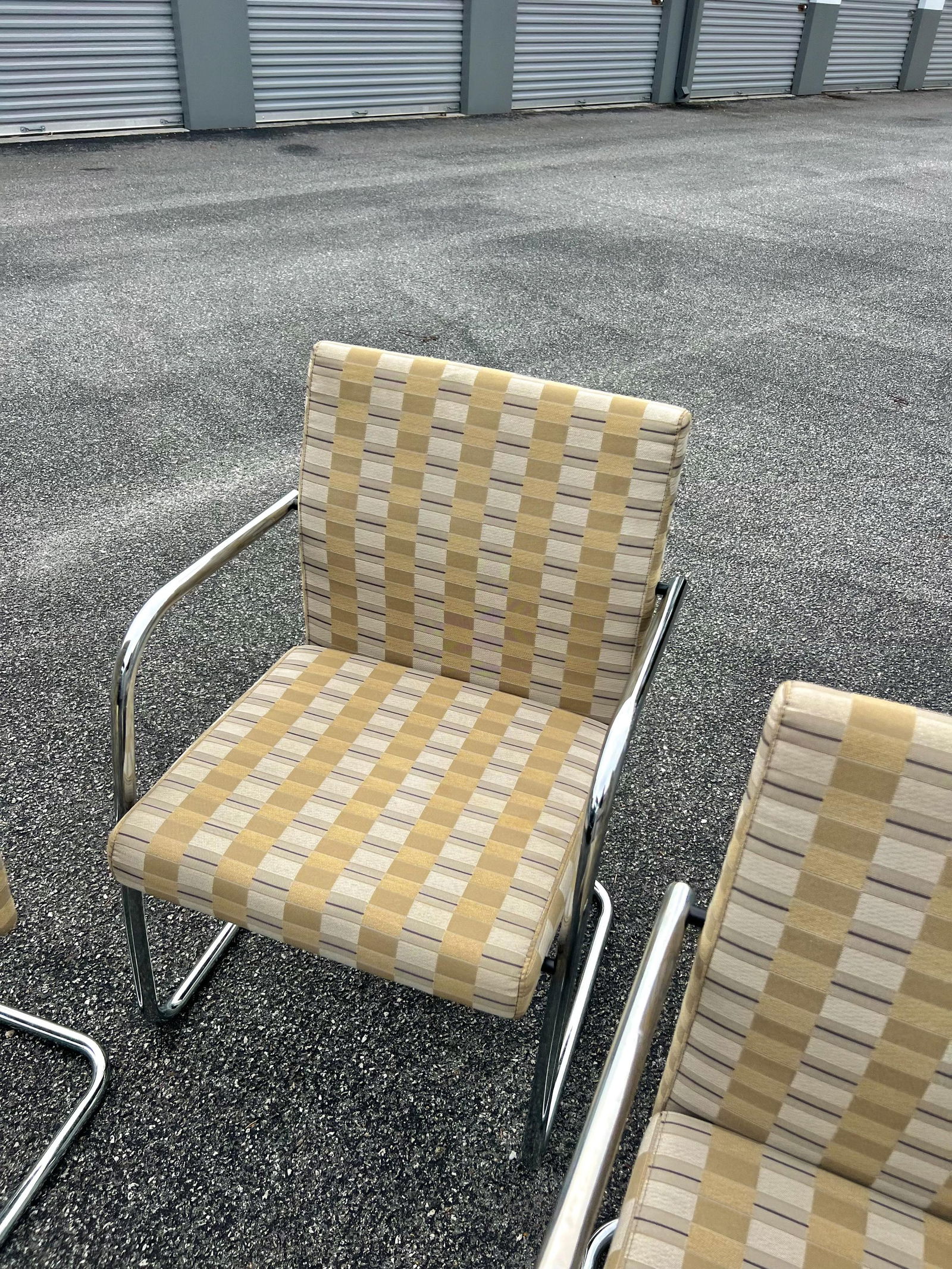 1980s Knoll Brno Style Chrome Tubed Cantilever Arm Chairs, Vintage Mid-Century Modern - Set of 4 - 3