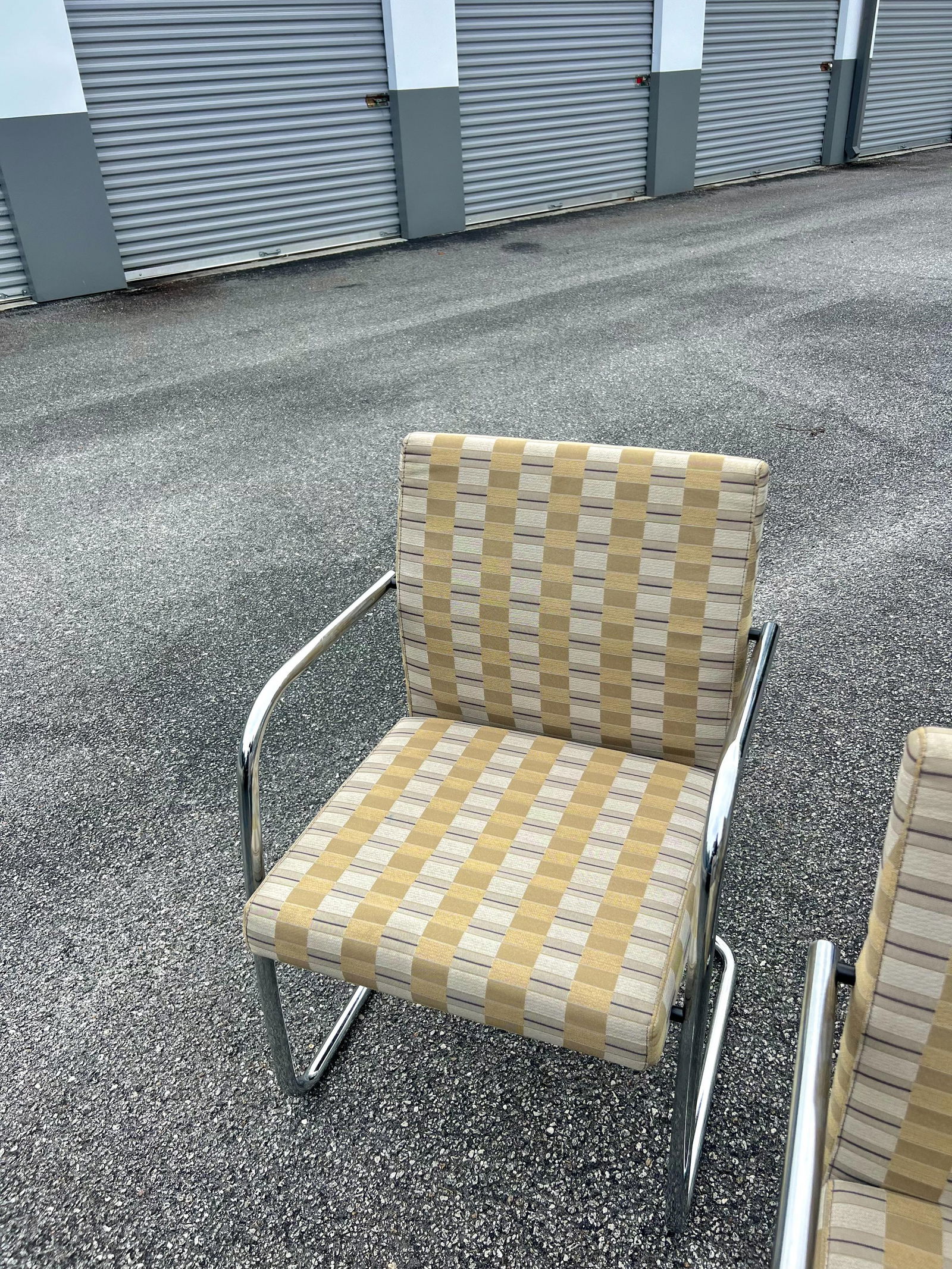 1980s Knoll Brno Style Chrome Tubed Cantilever Arm Chairs, Vintage Mid-Century Modern - Set of 4 - 4