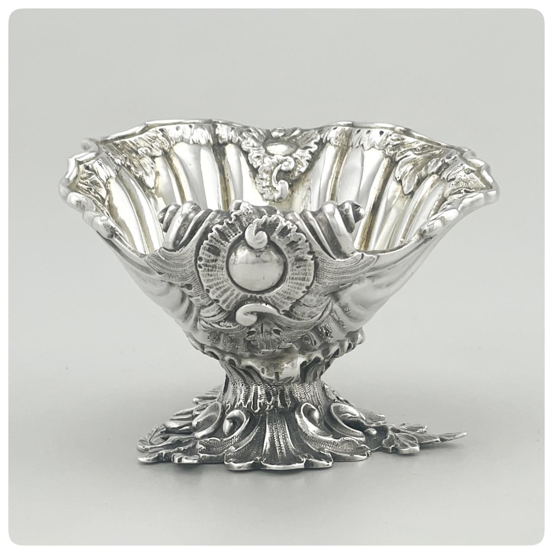 English Sterling Silver and Vermeil Salt Cellar, Hands and Company, London, 1852-1853 - 4