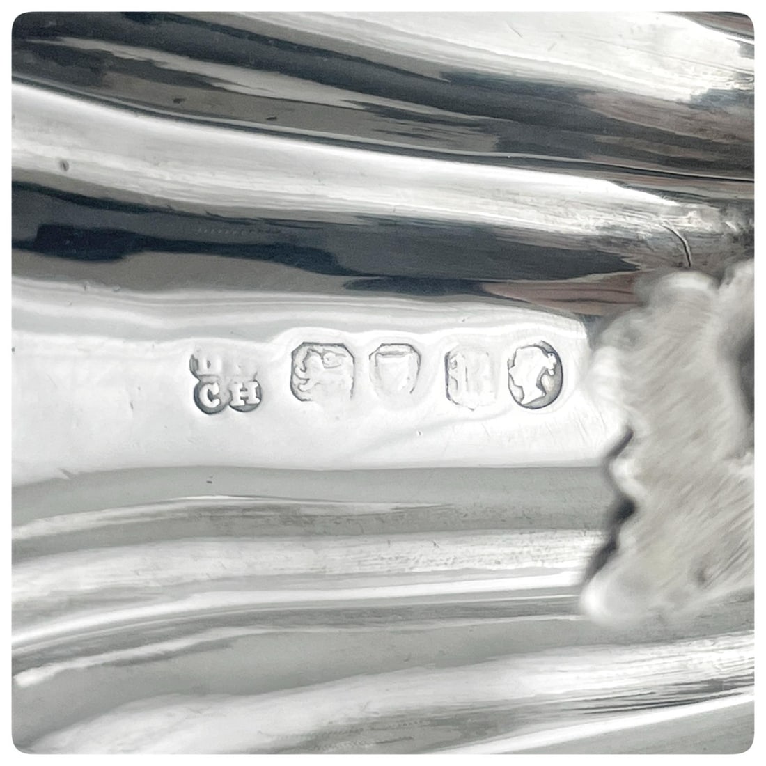 English Sterling Silver and Vermeil Salt Cellar, Hands and Company, London, 1852-1853 - 8