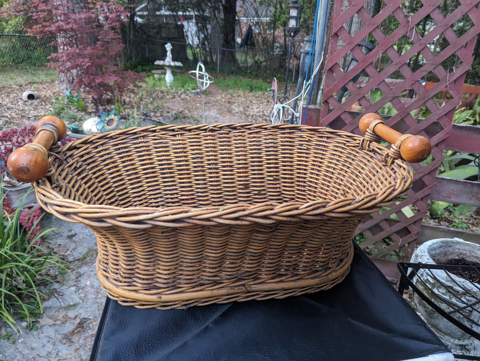Early-Mid 20th Century French Boulangerie Shop Basket - 10