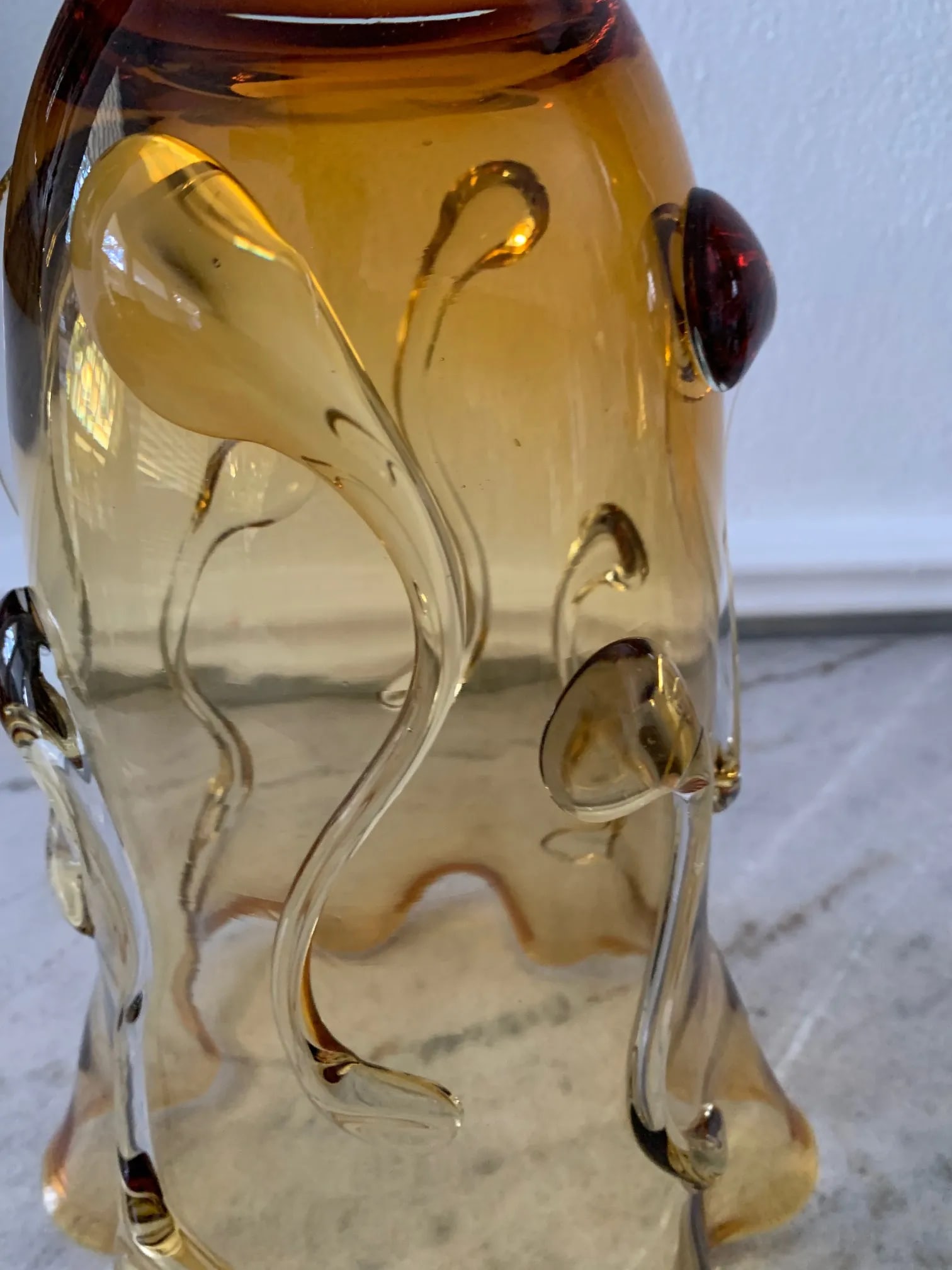 1950s Tall Amber Art Glass Vase in the Style of Empoli Glass - 8