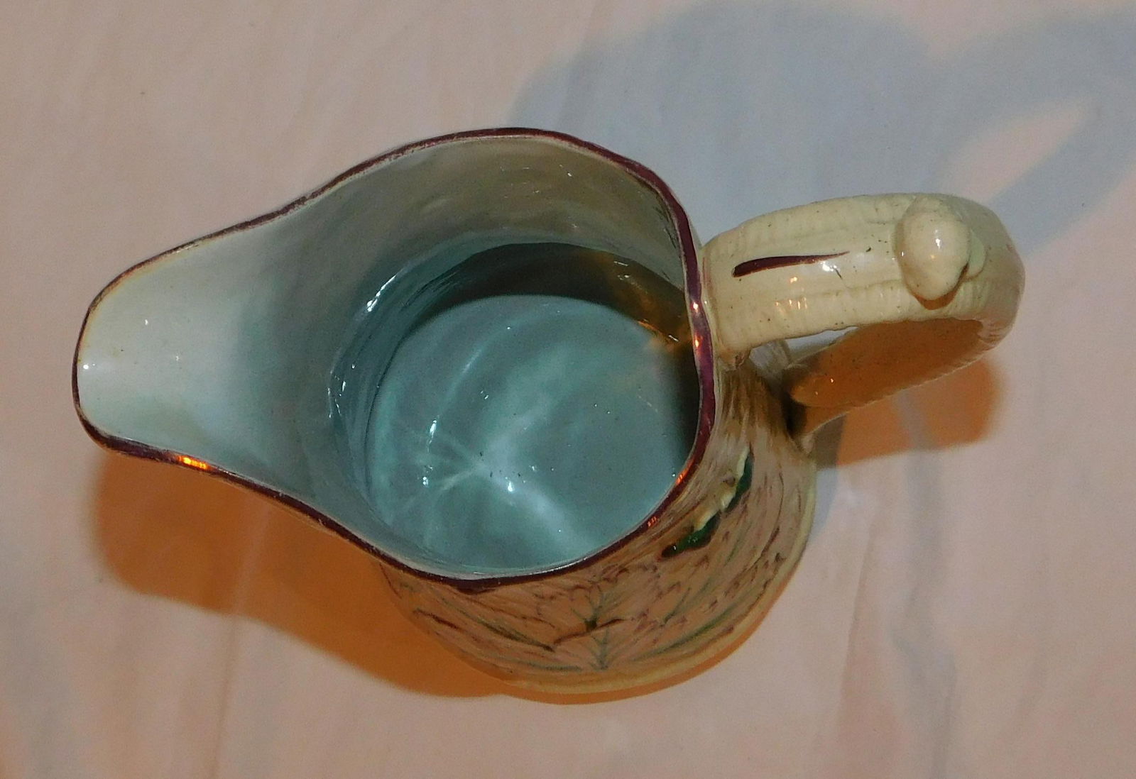 1920s Majolica Strawberry Pitcher - 6