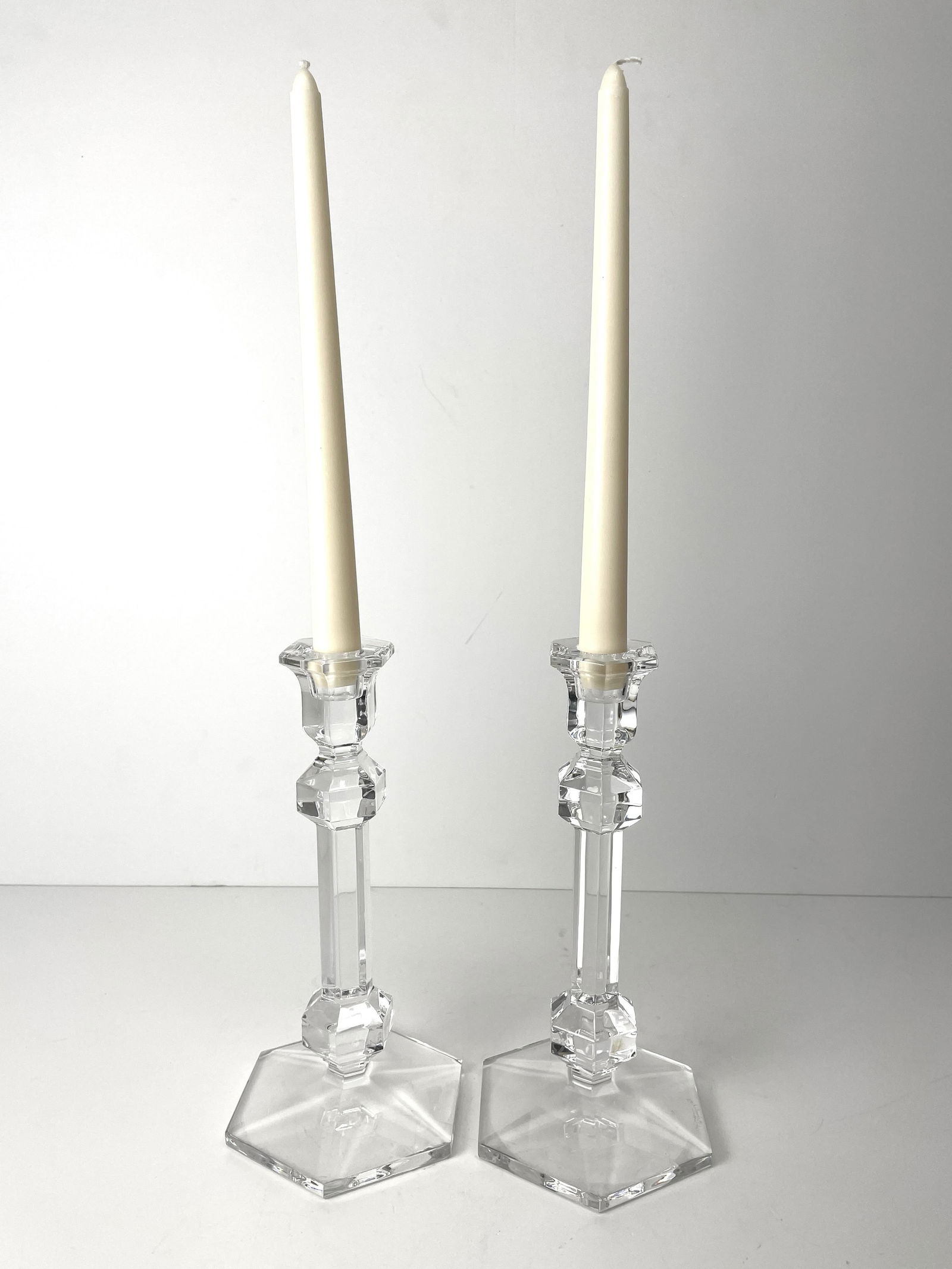 Val Saint Lambert Gardenia Single Light Candlesticks a Pair - 6