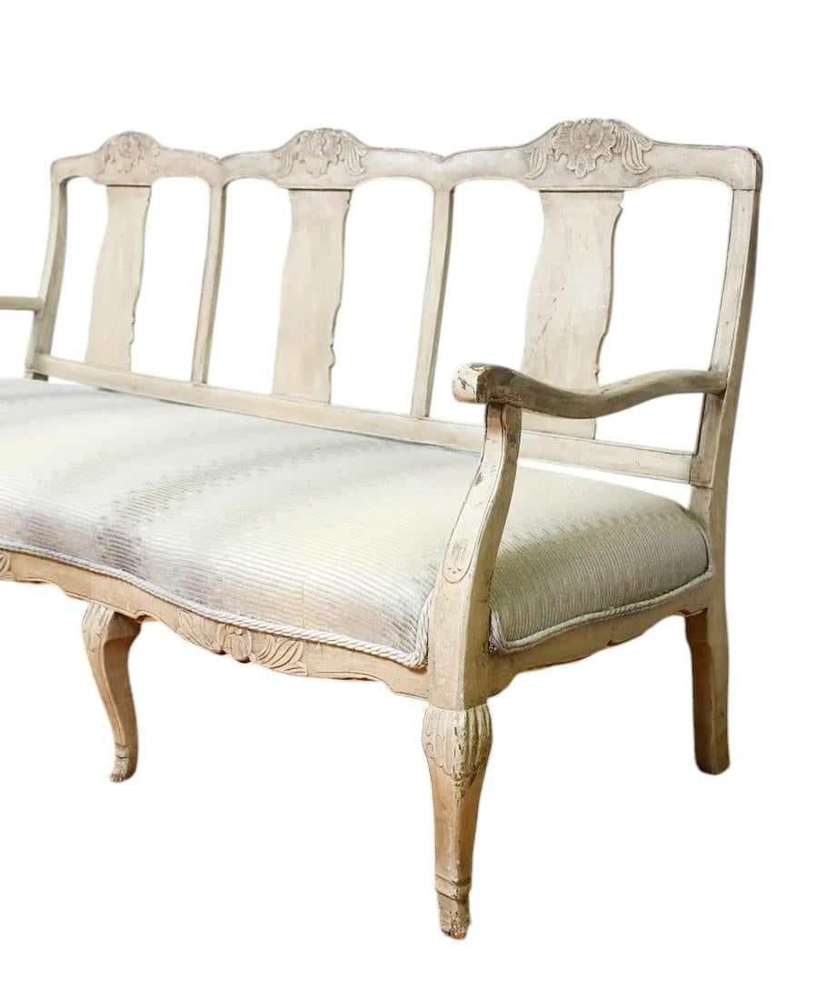 Late 18th-Early 19th Century French Carved Sofa - 2