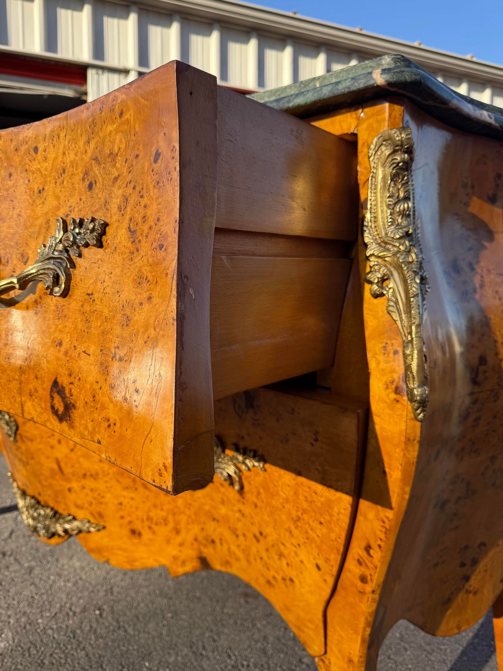 19th Century Antique Italian Burlwood & Marble Bombe Commode - 7