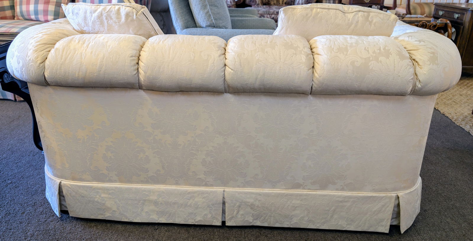 Late 20th Century Baker Furniture Traditional White Loveseat - 4