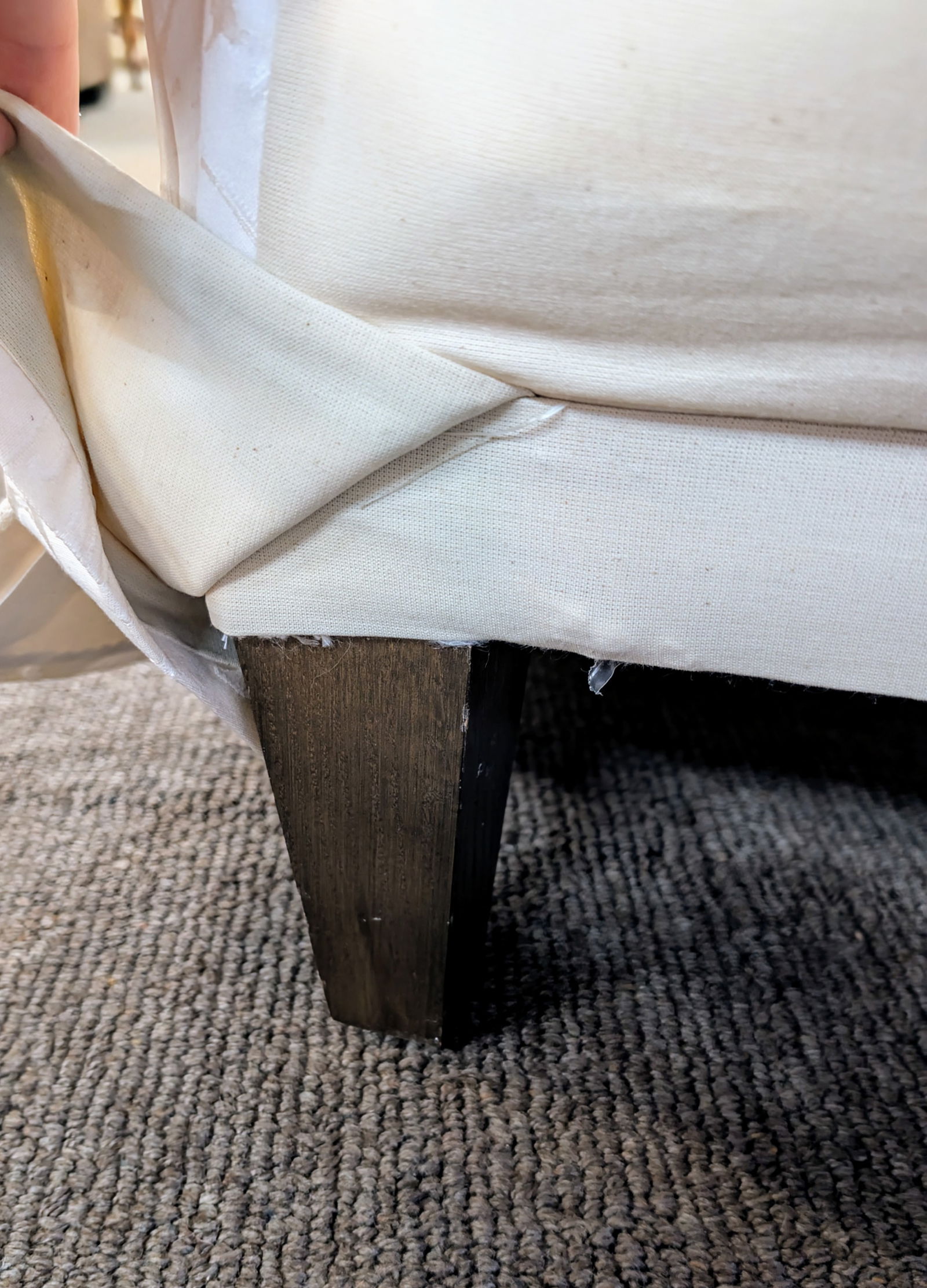 Late 20th Century Baker Furniture Traditional White Loveseat - 8