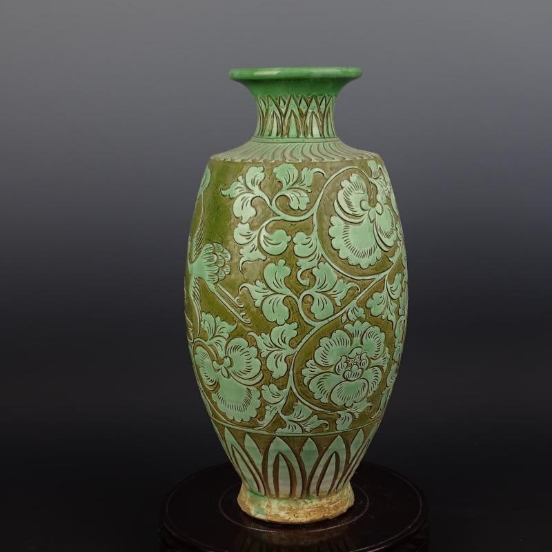 Vintage Chinese Porcelain Song Cizhou Kiln Green Glaze Porcelain Vase Hand Carved Flowers and Crane - 4