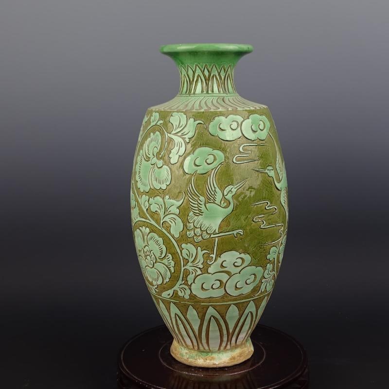 Vintage Chinese Porcelain Song Cizhou Kiln Green Glaze Porcelain Vase Hand Carved Flowers and Crane - 6