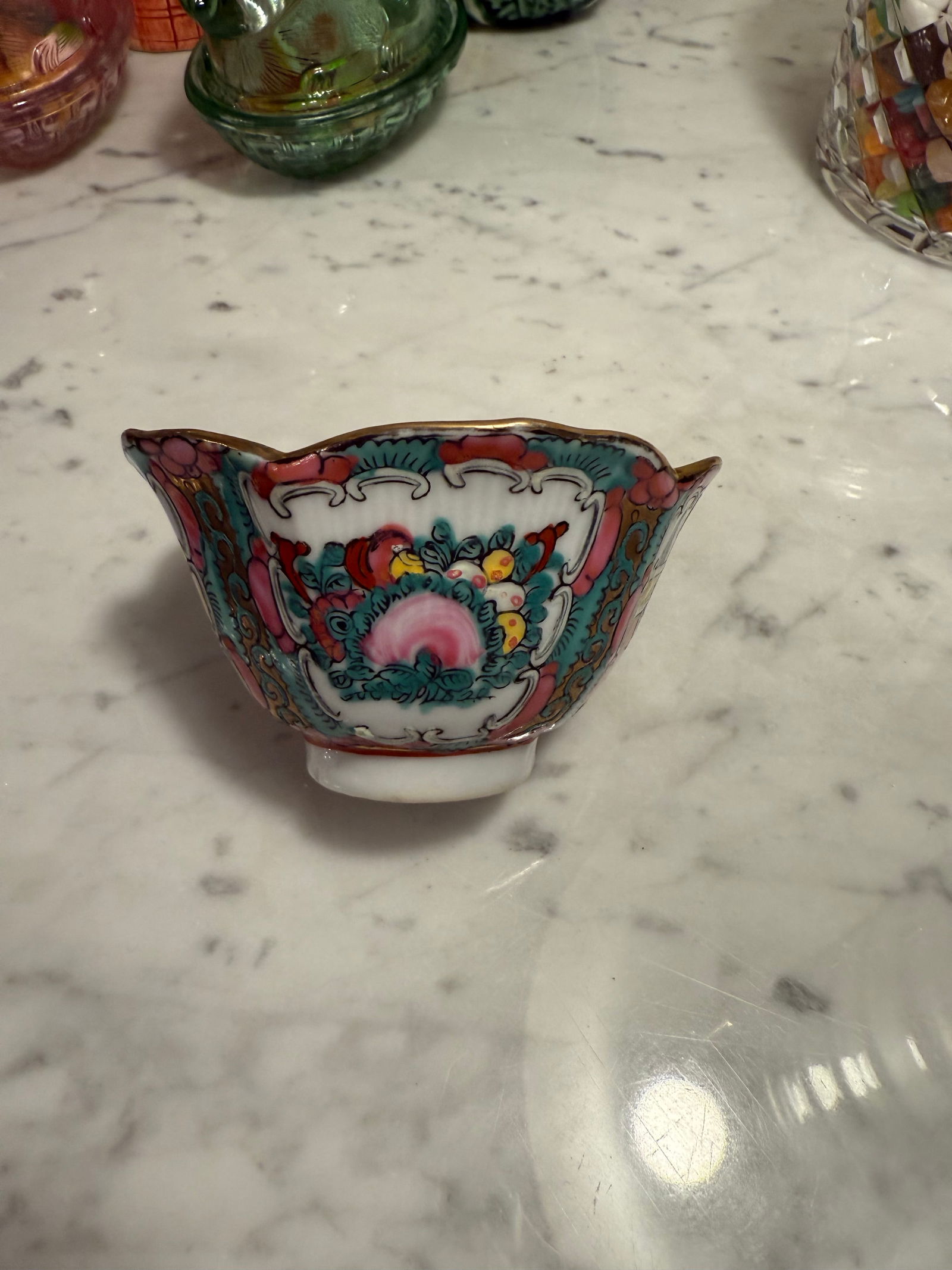 Late 18th Century Rose Famille Bowl - 6