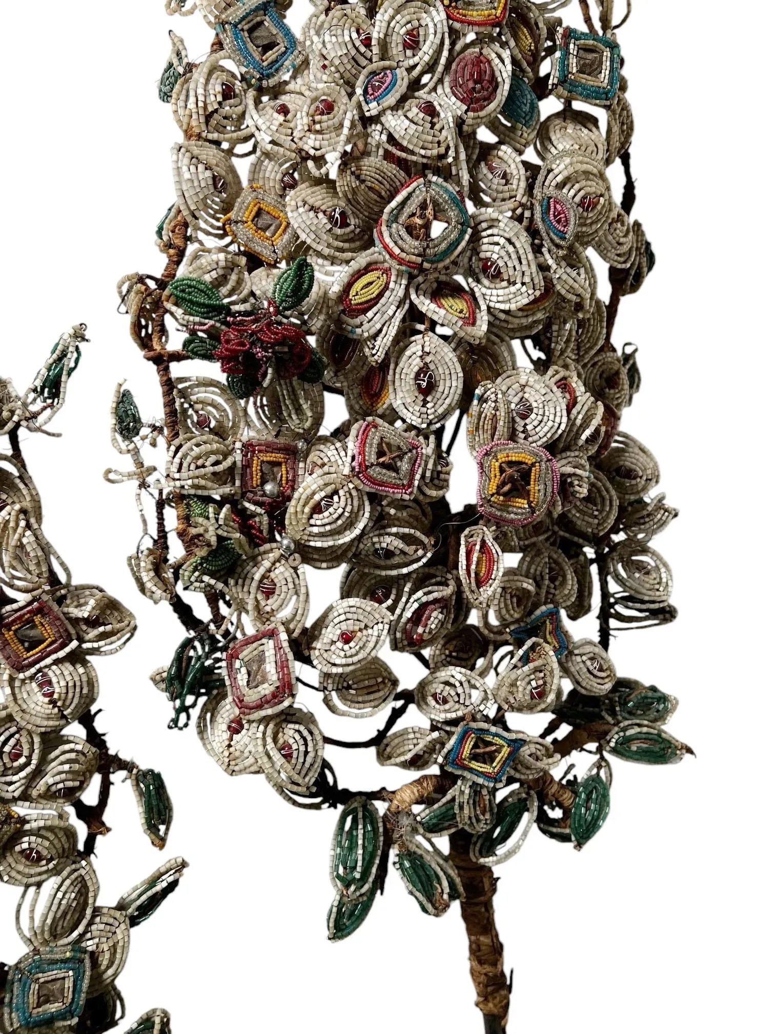 Mid 19th Century Italian Carved Wood Urns With Handles and Faceted Cut Crystal Flowers - Pair - 6