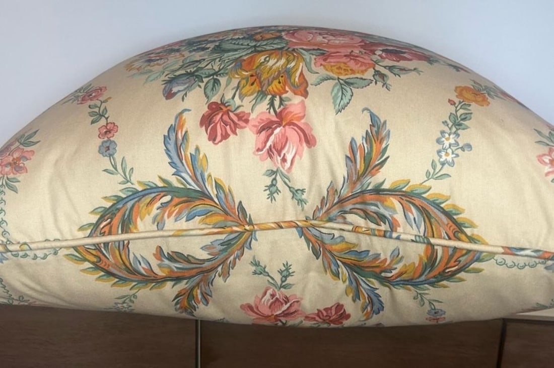 Vintage Lee Jofa Pillow with Feather Insert - 5