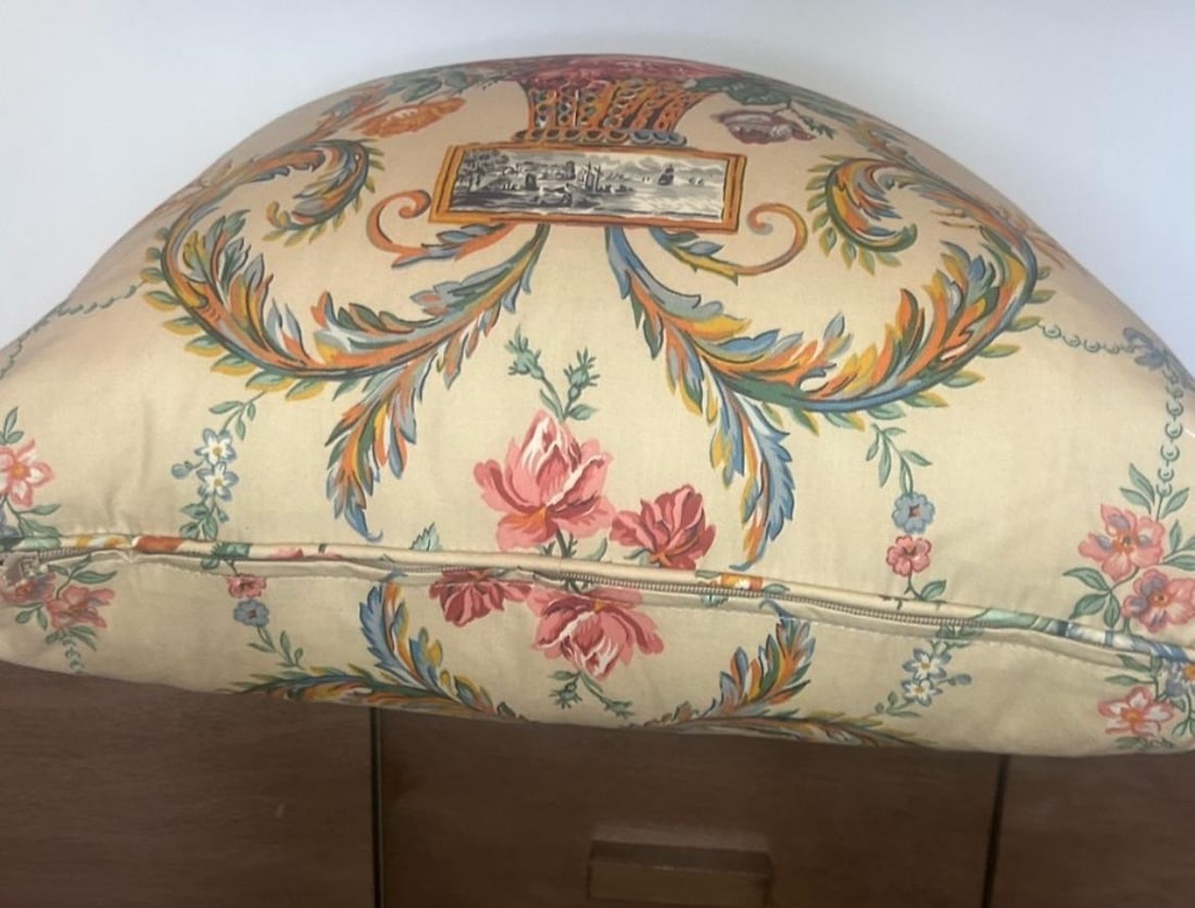 Vintage Lee Jofa Pillow with Feather Insert - 7