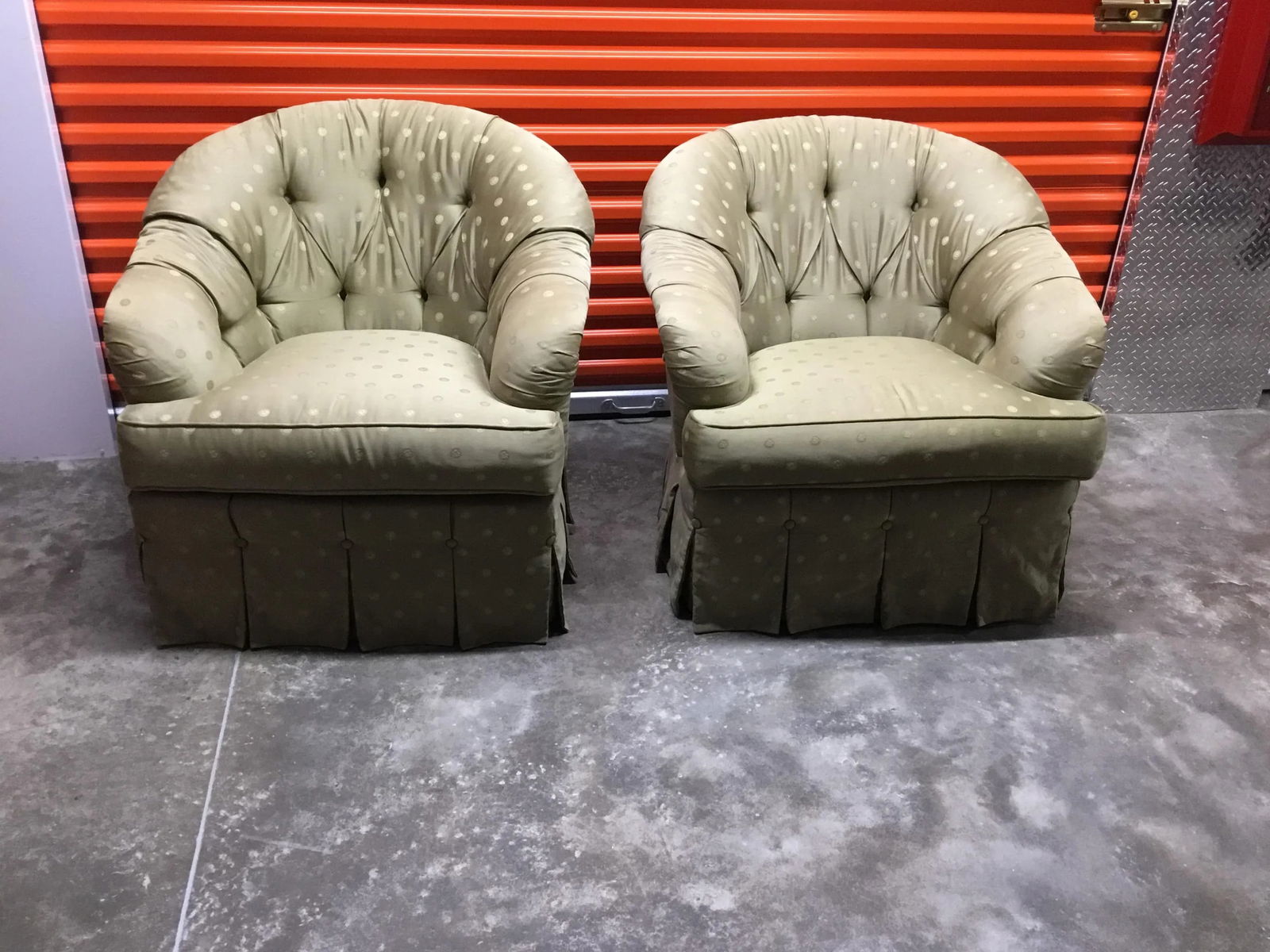 Vintage Ethan Allen Swivel Chairs - a Pair - 2
