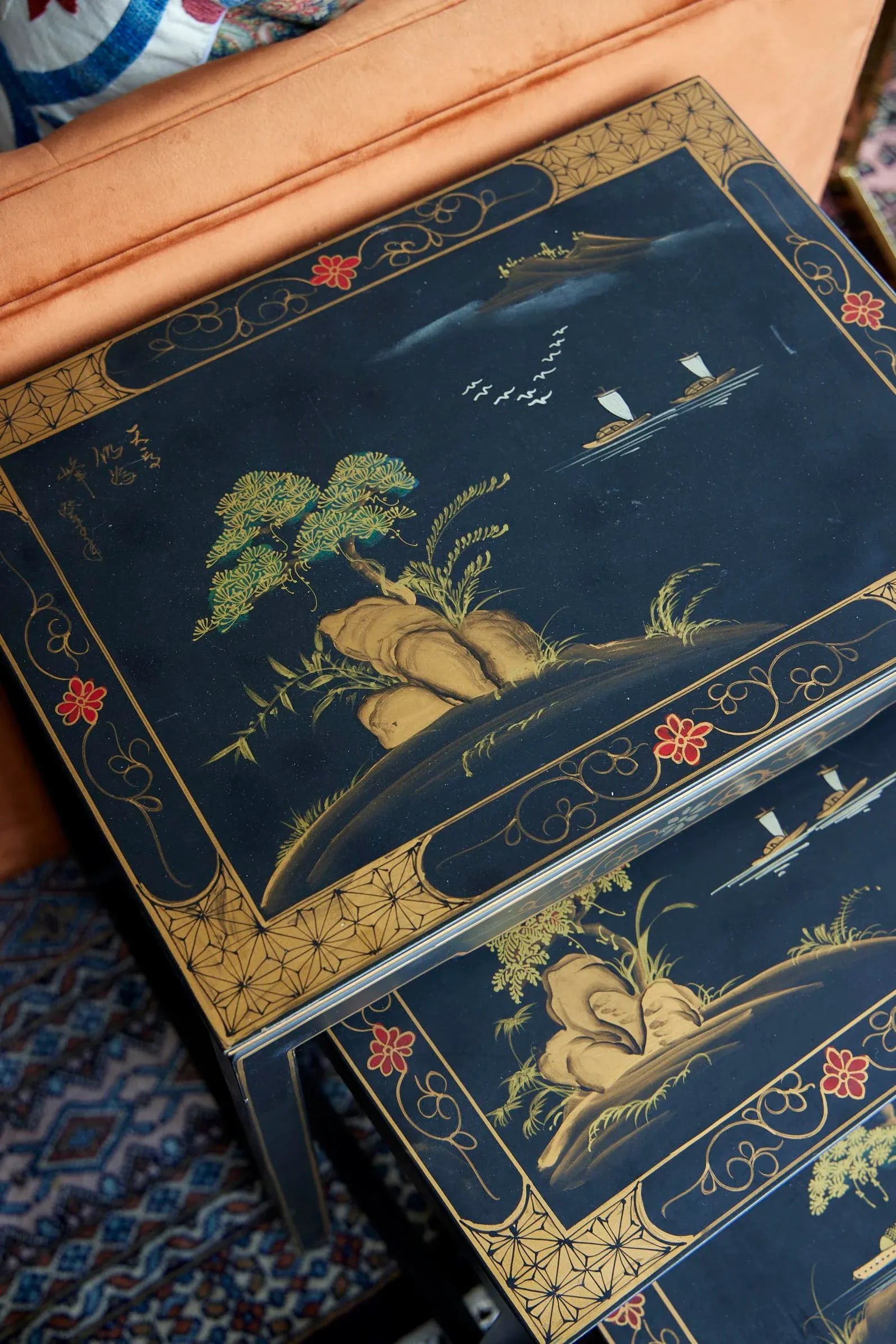 Late 20th Century Chinese Nesting Tables - 3 Pieces - 5