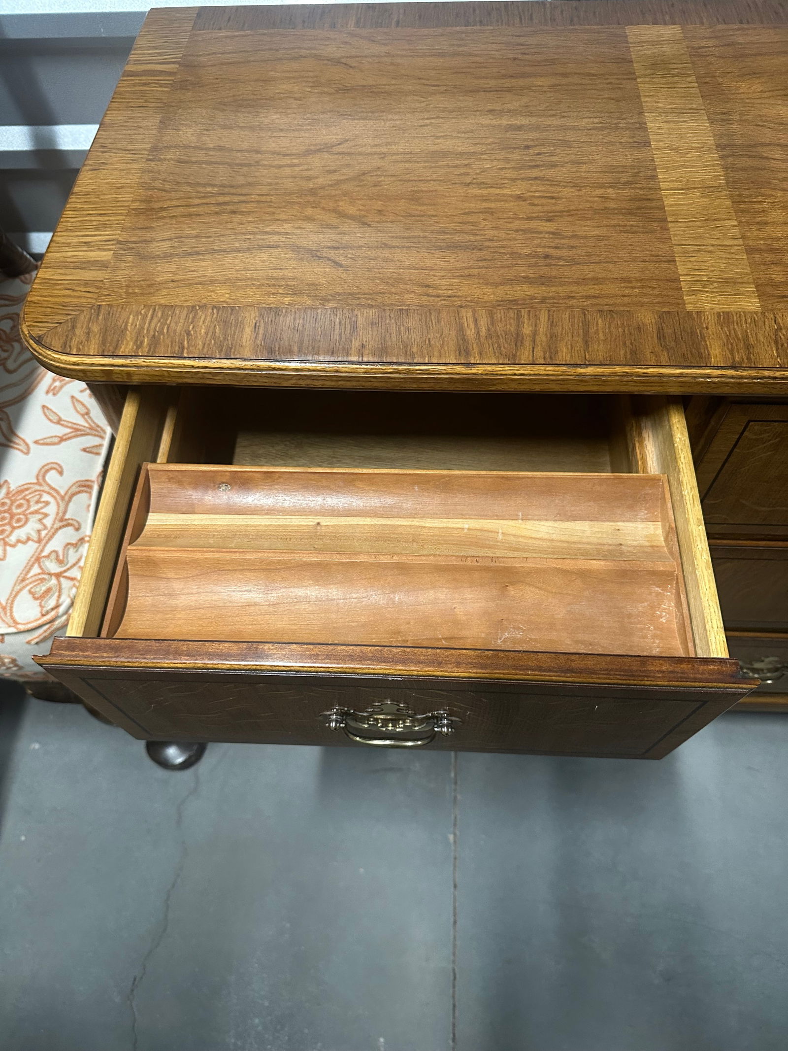 1980s Baker Furniture Georgian Oak Dresser - 10