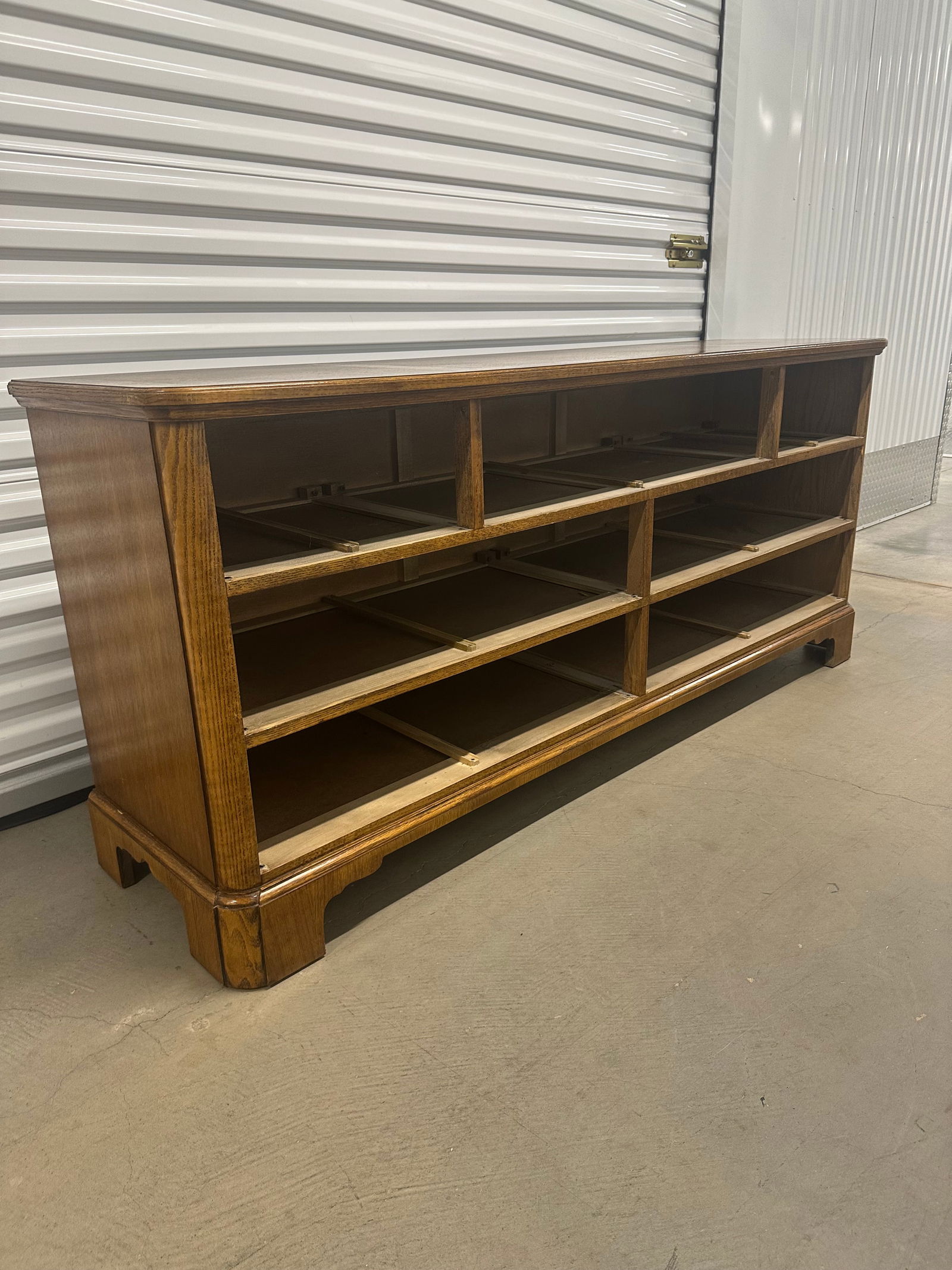 1980s Baker Furniture Georgian Oak Dresser - 3