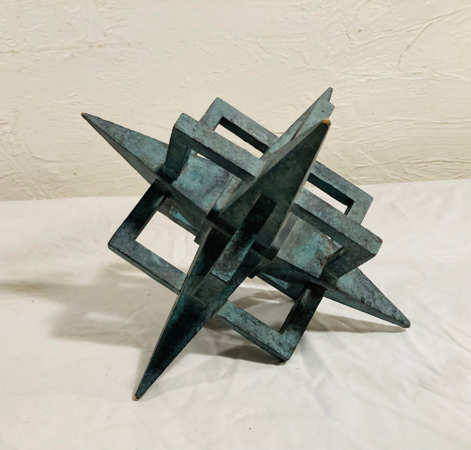 1980s Post Modern Tabletop Sculpture Accessory by Artist Michael Motta in Wood Composite Verdi Gris - 2