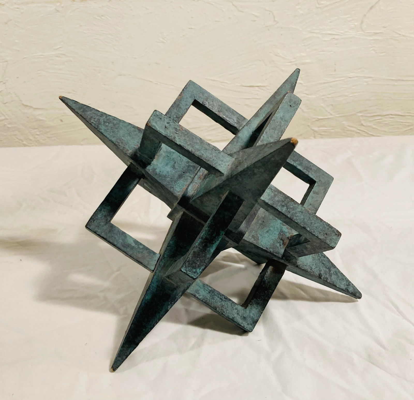 1980s Post Modern Tabletop Sculpture Accessory by Artist Michael Motta in Wood Composite Verdi Gris - 4