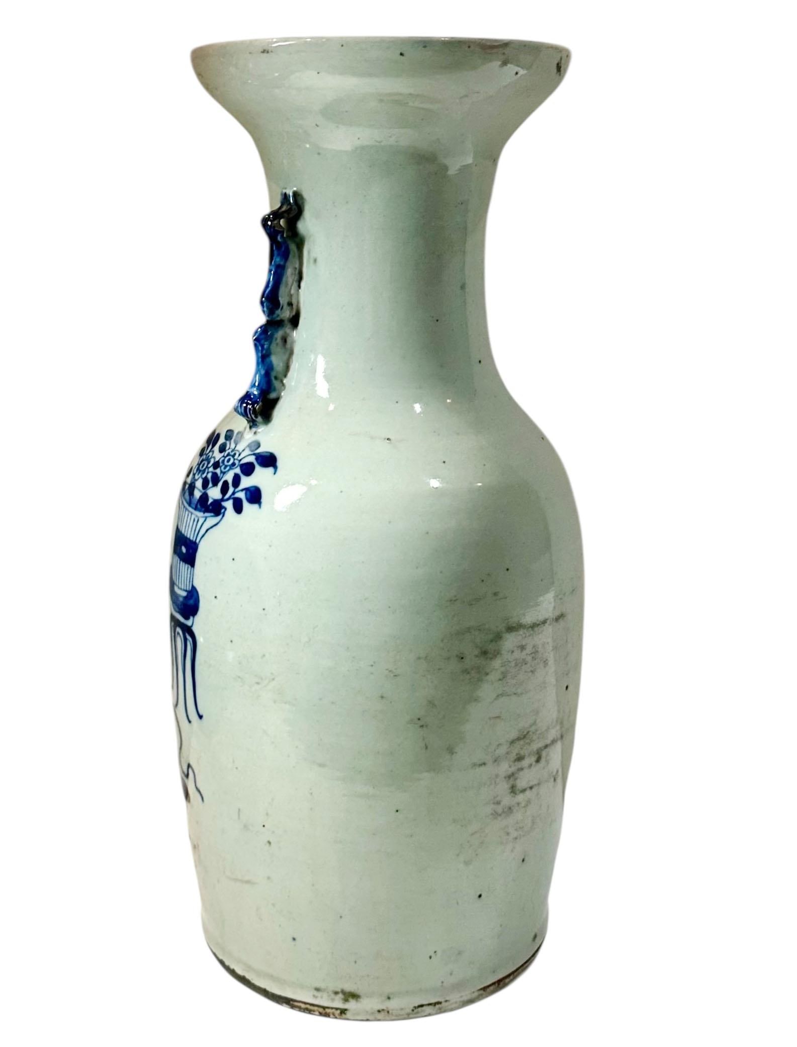 19th Century Chinese Blue and White Vase With Celadon Cast and Foo Dog Handles - 5