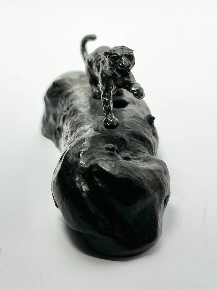 Patrick Mavros Medium Sterling Silver Leopard on Blackwood Base - 4