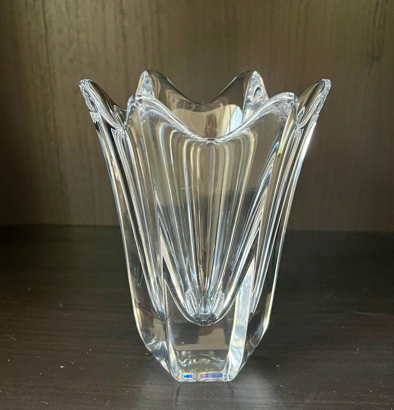 Late 20th Century Orrefors Sweden Tulip Lead Crystal Vase - 3