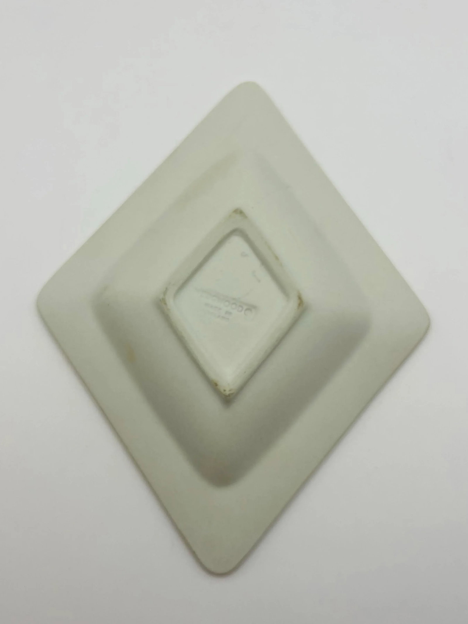 Mid 20th Century Wedgwood Jasperware Diamond Dish - 9