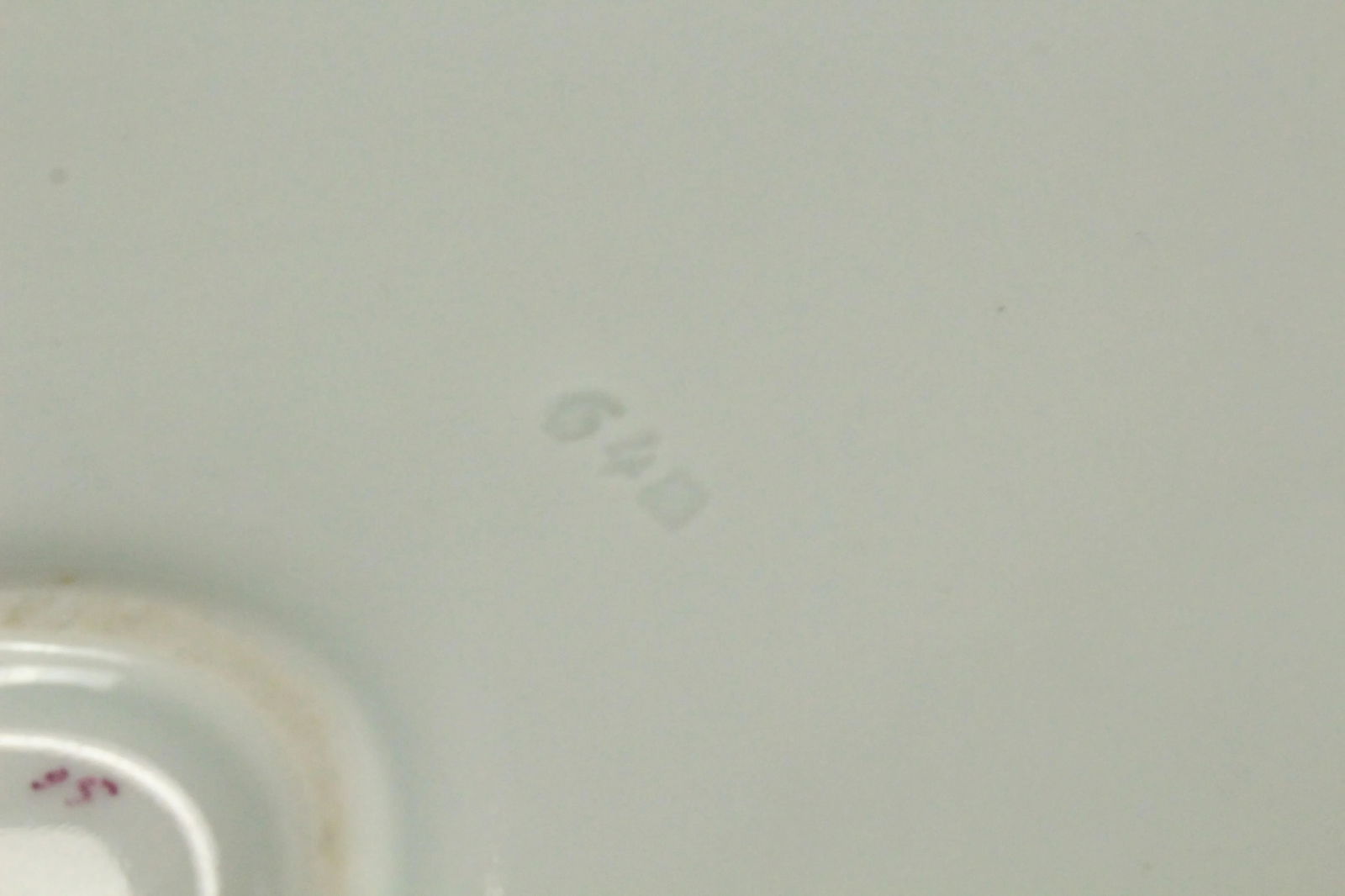 1800's Meissen Porcelain "Deutches Blumen" Scattered Flowers Oval Platter - 11