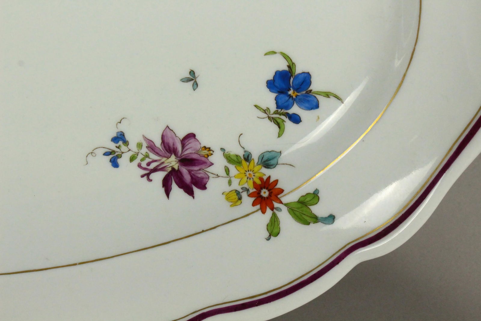 1800's Meissen Porcelain "Deutches Blumen" Scattered Flowers Oval Platter - 5