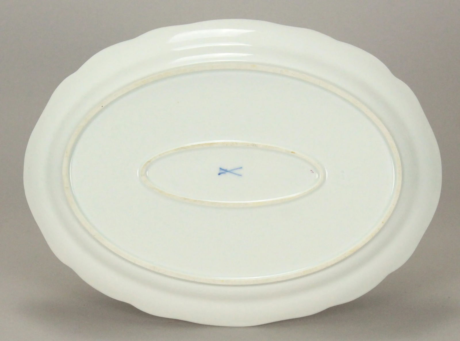 1800's Meissen Porcelain "Deutches Blumen" Scattered Flowers Oval Platter - 7