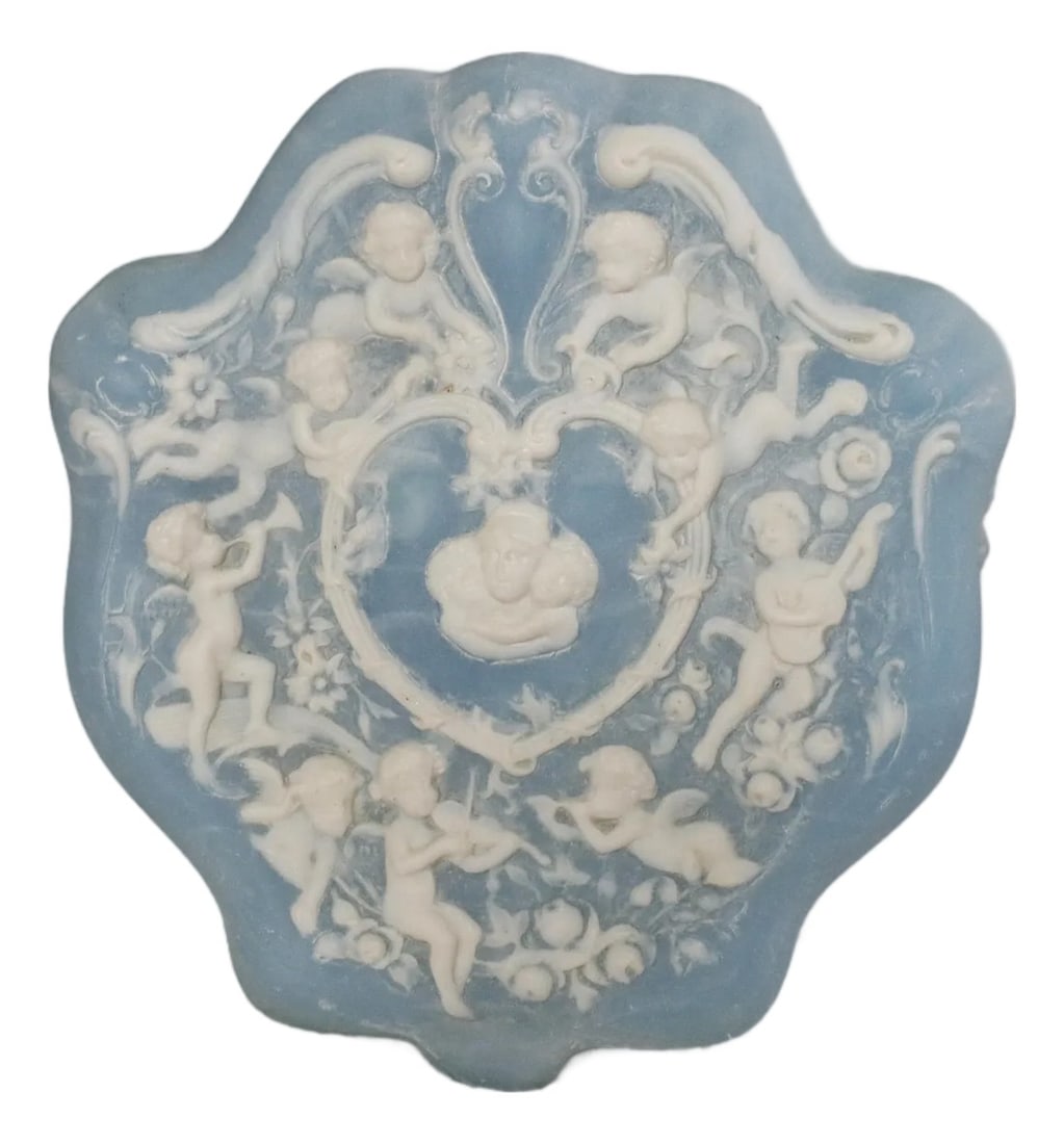 Italian Neoclassical Cherubs Carved Blue White Alabaster Stone Box: Beautiful pale robin's egg blue and cream scalloped box with brass hinged lid. This handcrafted stone box has an Italian cameo design. It was produced in Italy and exhibits an intricate hand-carved in