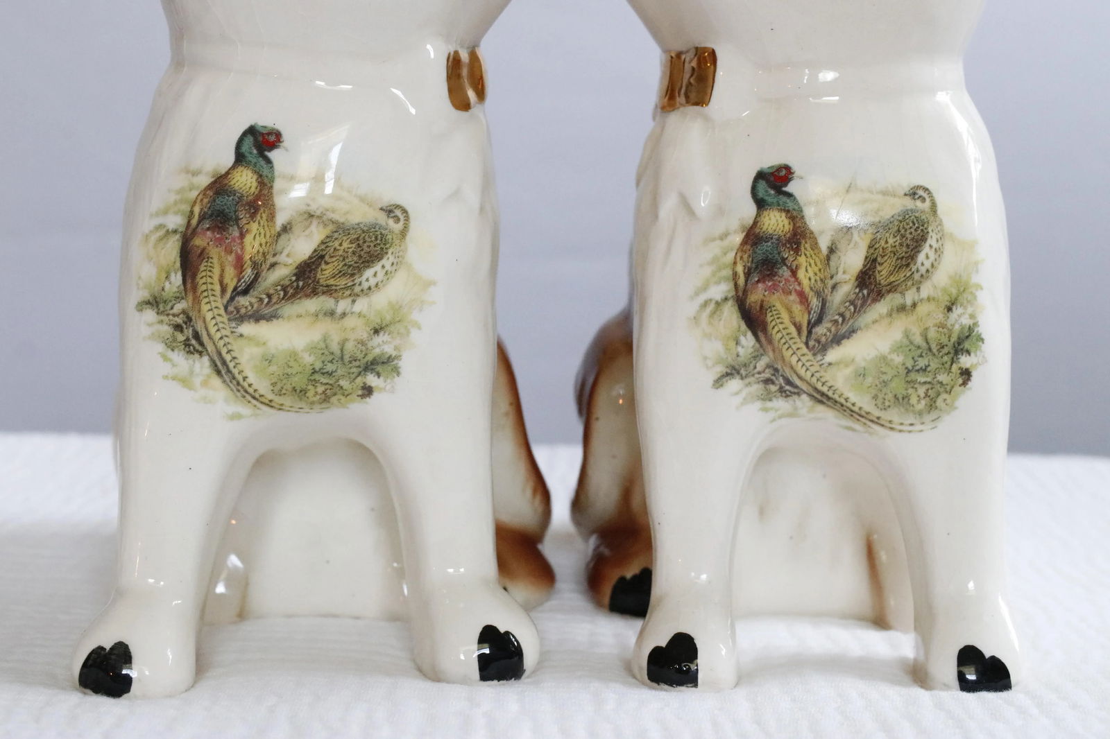 Pair of Staffordshire English Porcelain Cats With Painted Pheasants - 7
