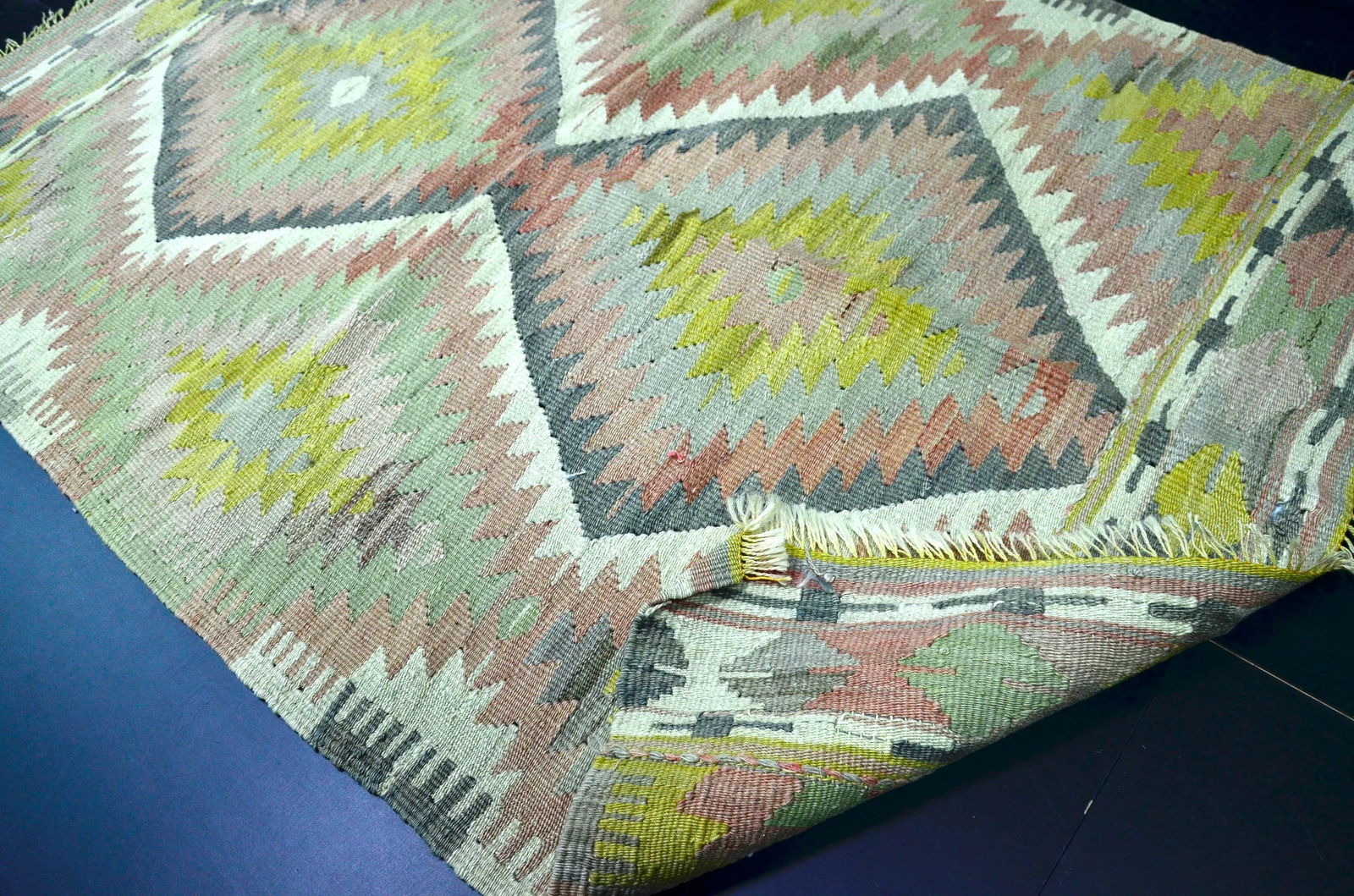 Vintage Geometric Design Turkish Handmade Kilim Rug - 10