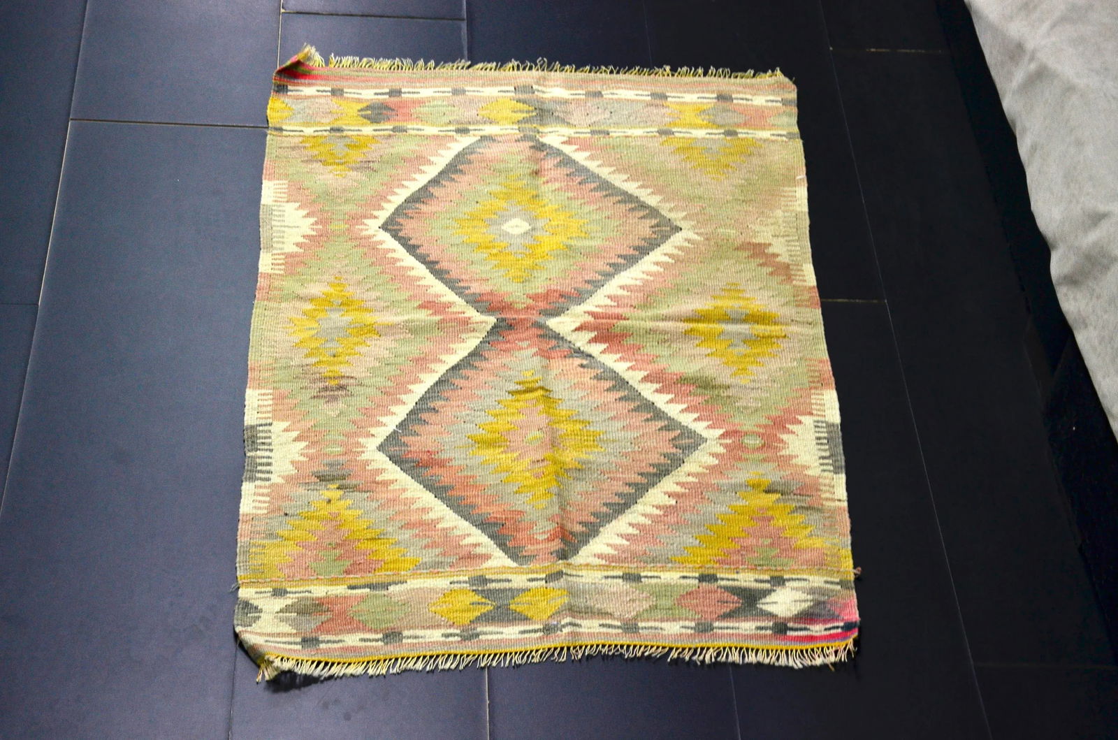 Vintage Geometric Design Turkish Handmade Kilim Rug - 11