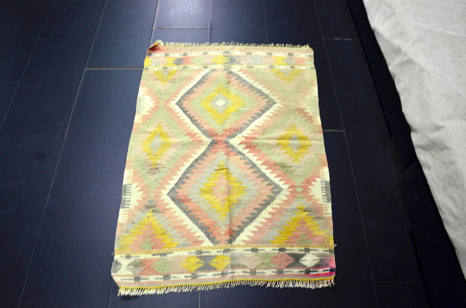 Vintage Geometric Design Turkish Handmade Kilim Rug - 4