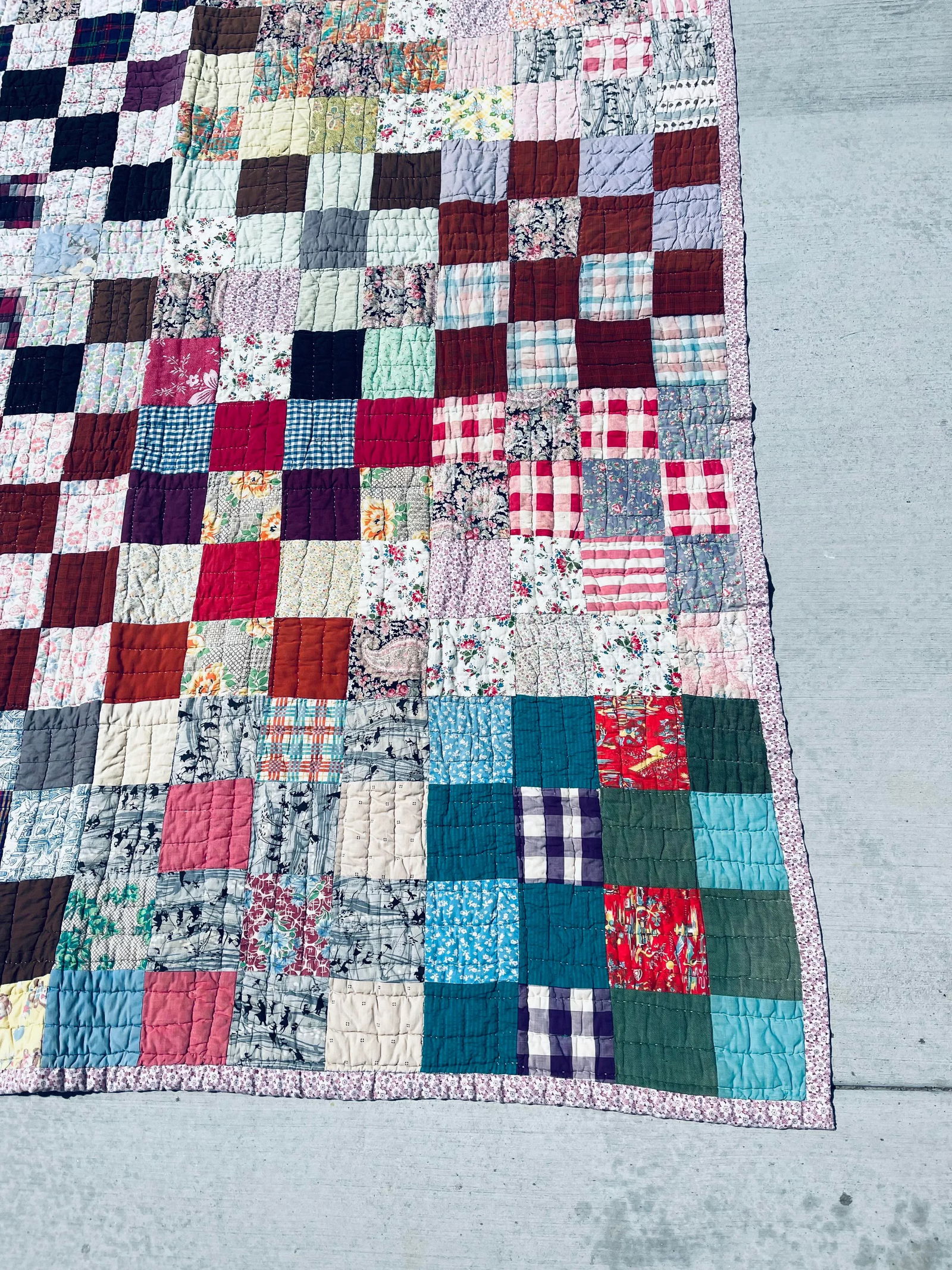 Patch Work Quilt With Random Vintage Fabric - 3