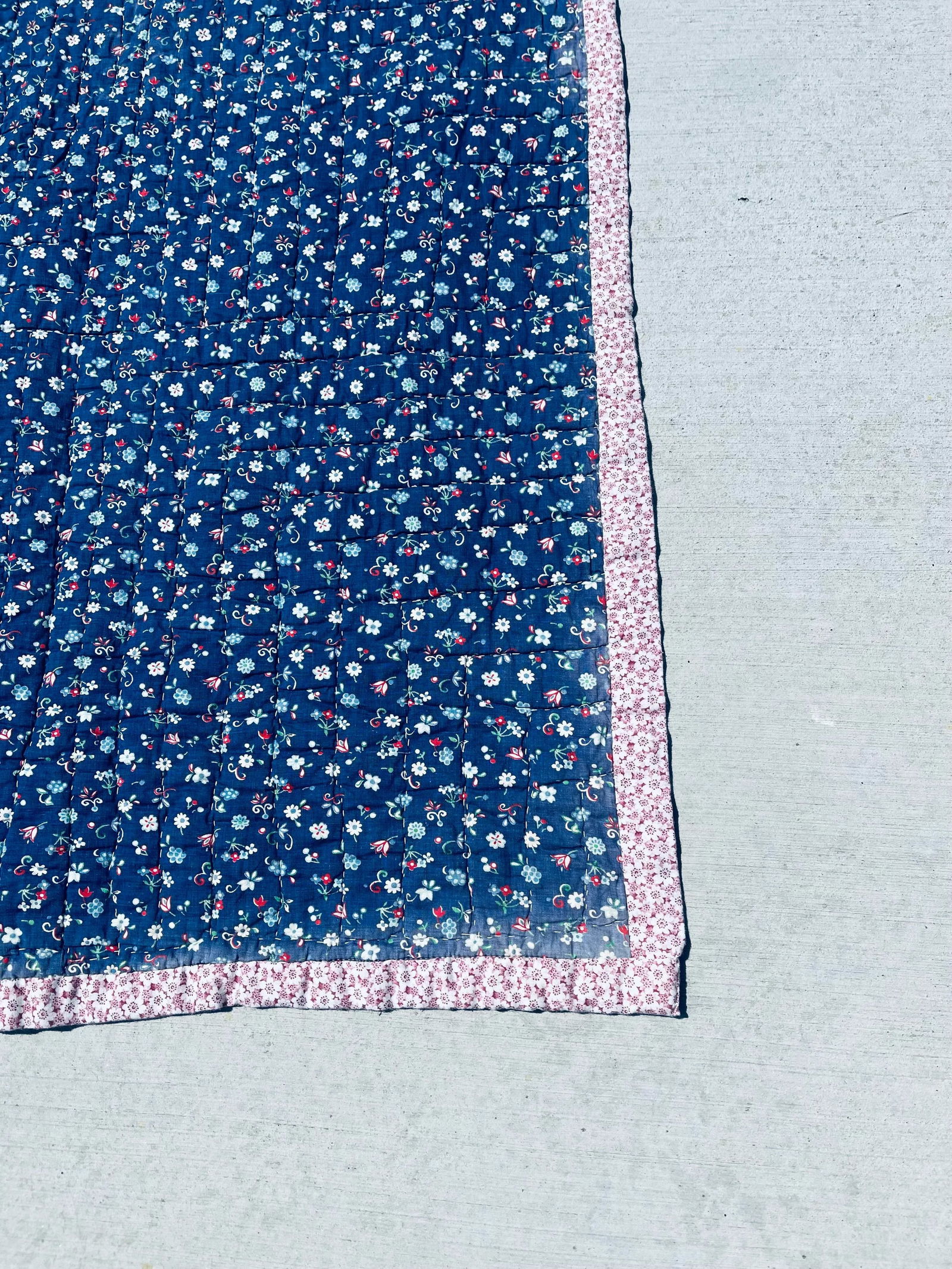 Patch Work Quilt With Random Vintage Fabric - 6