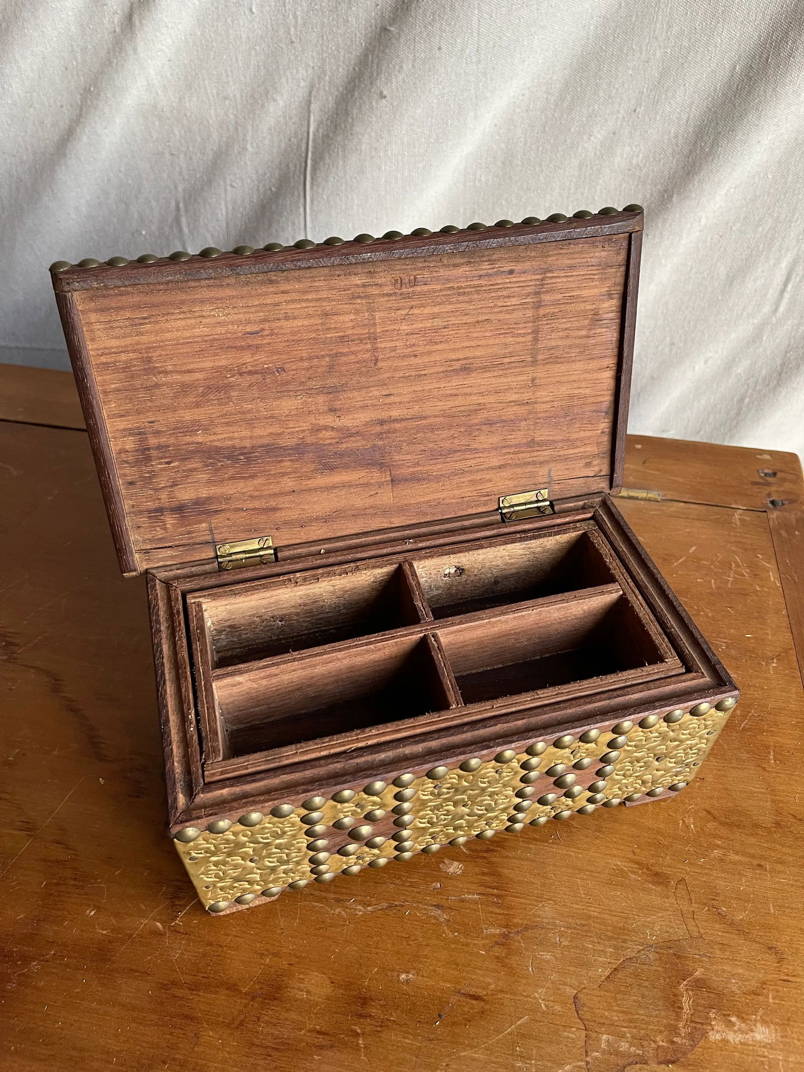 Antique Decorative Brass Studded Small Wooden Box - 3