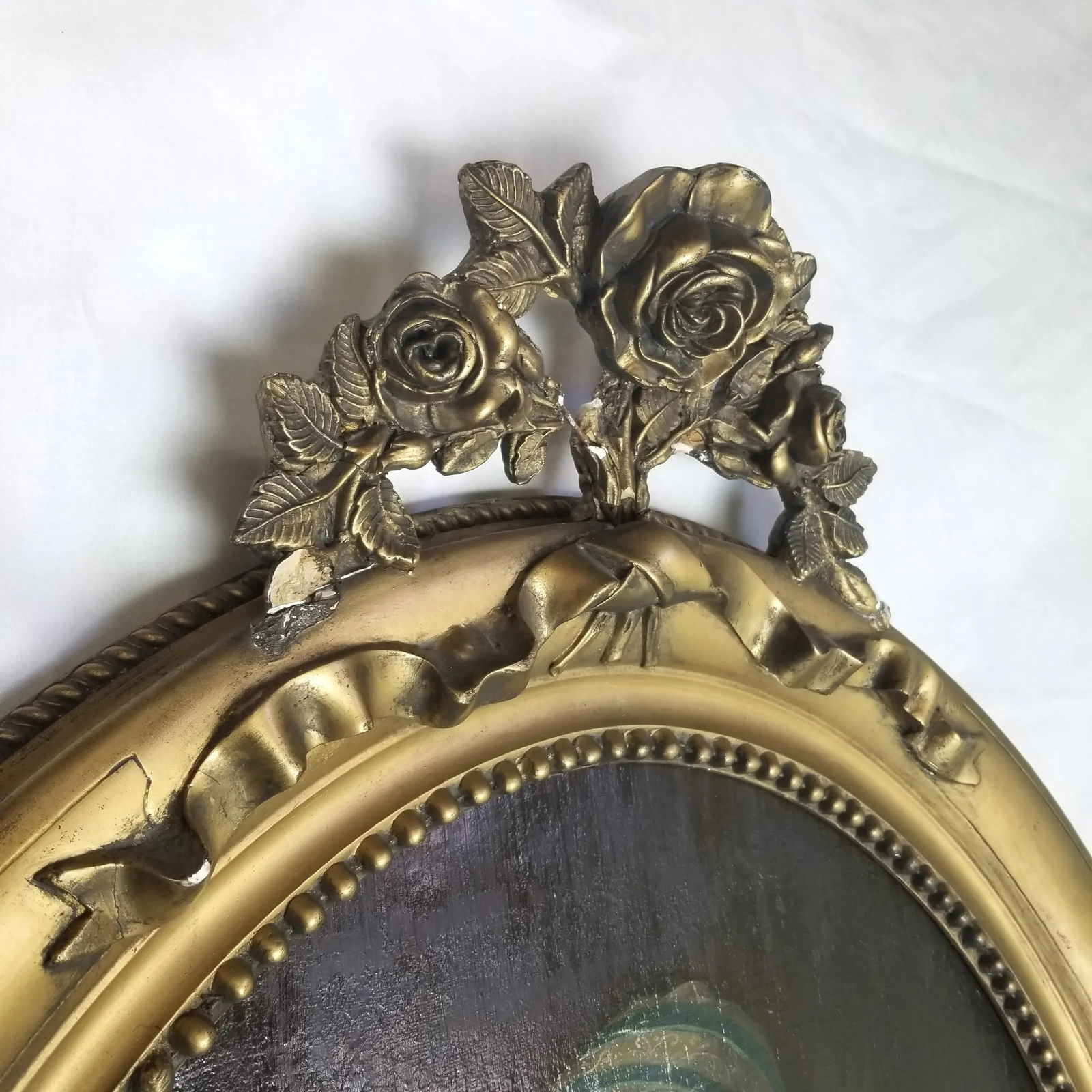 Antique Portrait of a Woman in a Gold Frame - 6